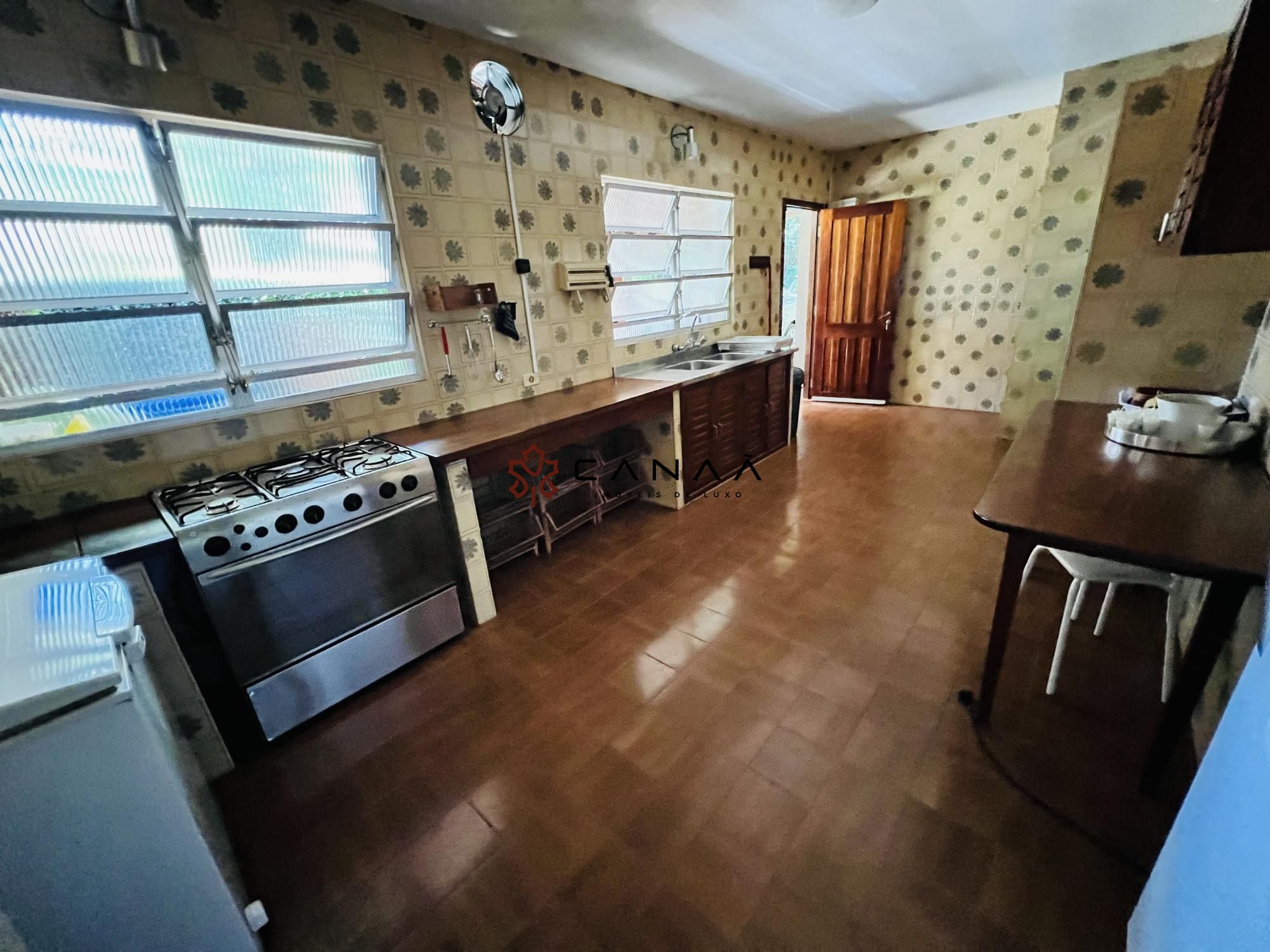 Casa à venda com 4 quartos, 350m² - Foto 55