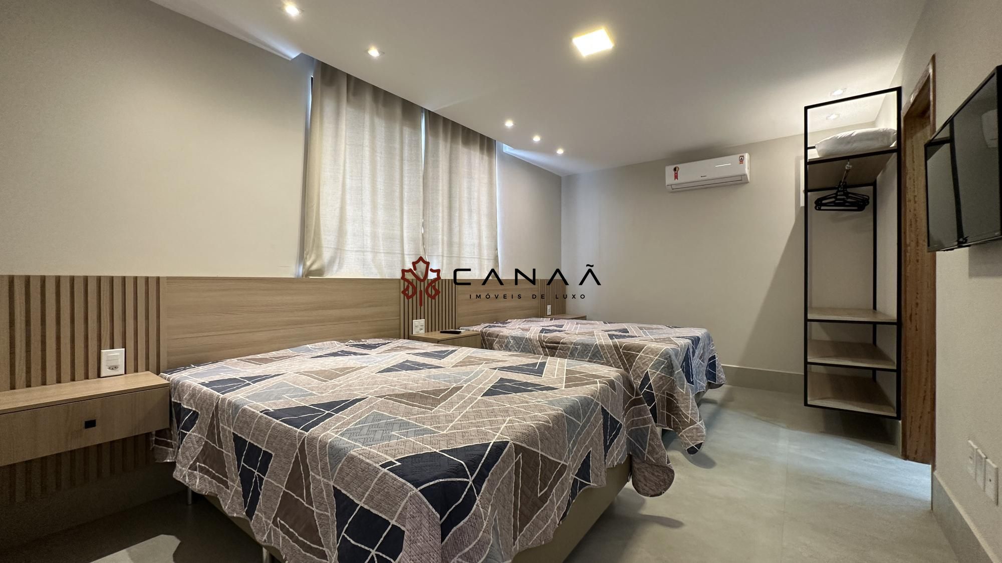 Casa à venda com 4 quartos, 259m² - Foto 32