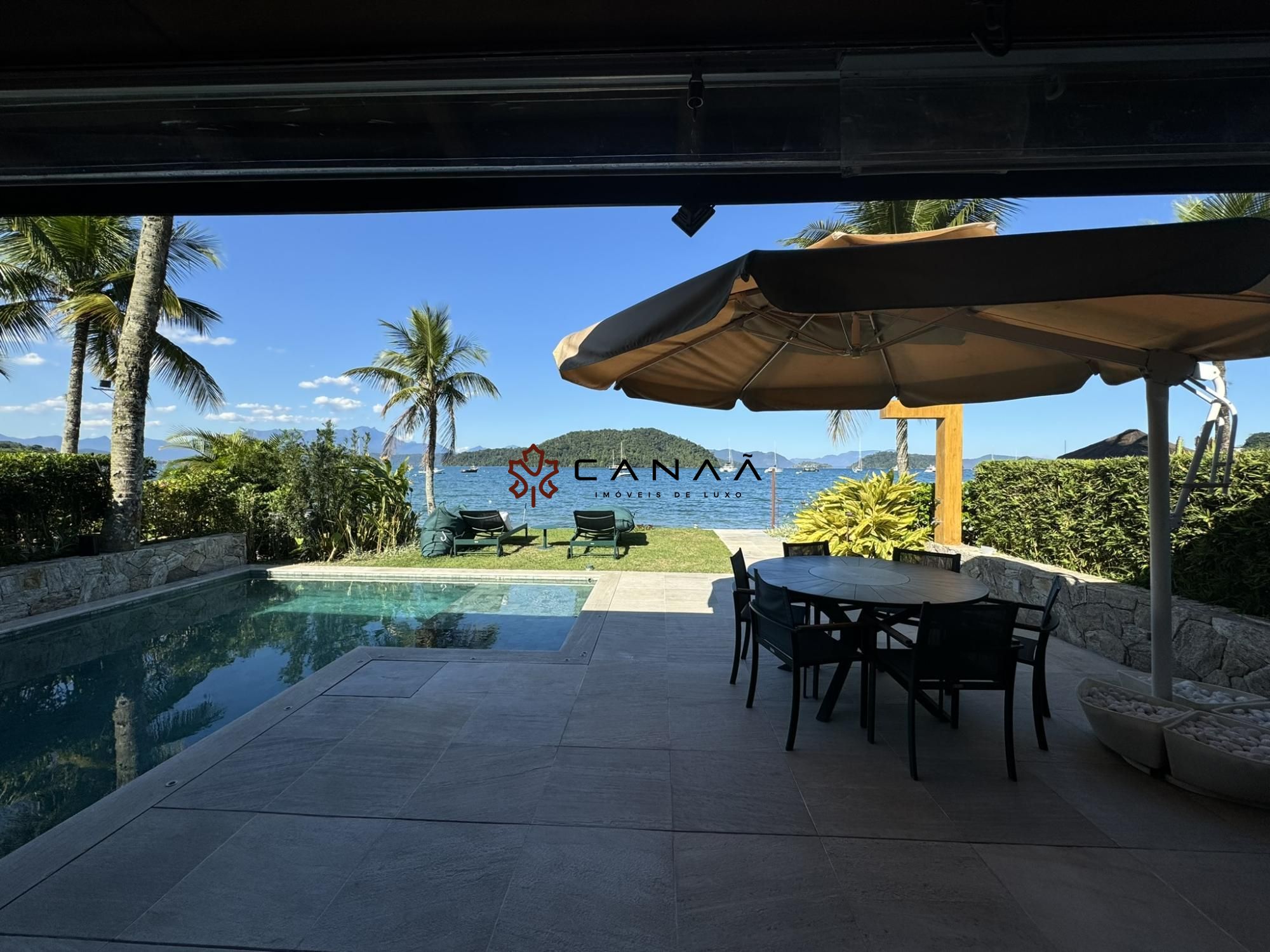 Casa em condomínio para alugar  no Frade (Cunhambebe) - Angra dos Reis, RJ. Imóveis