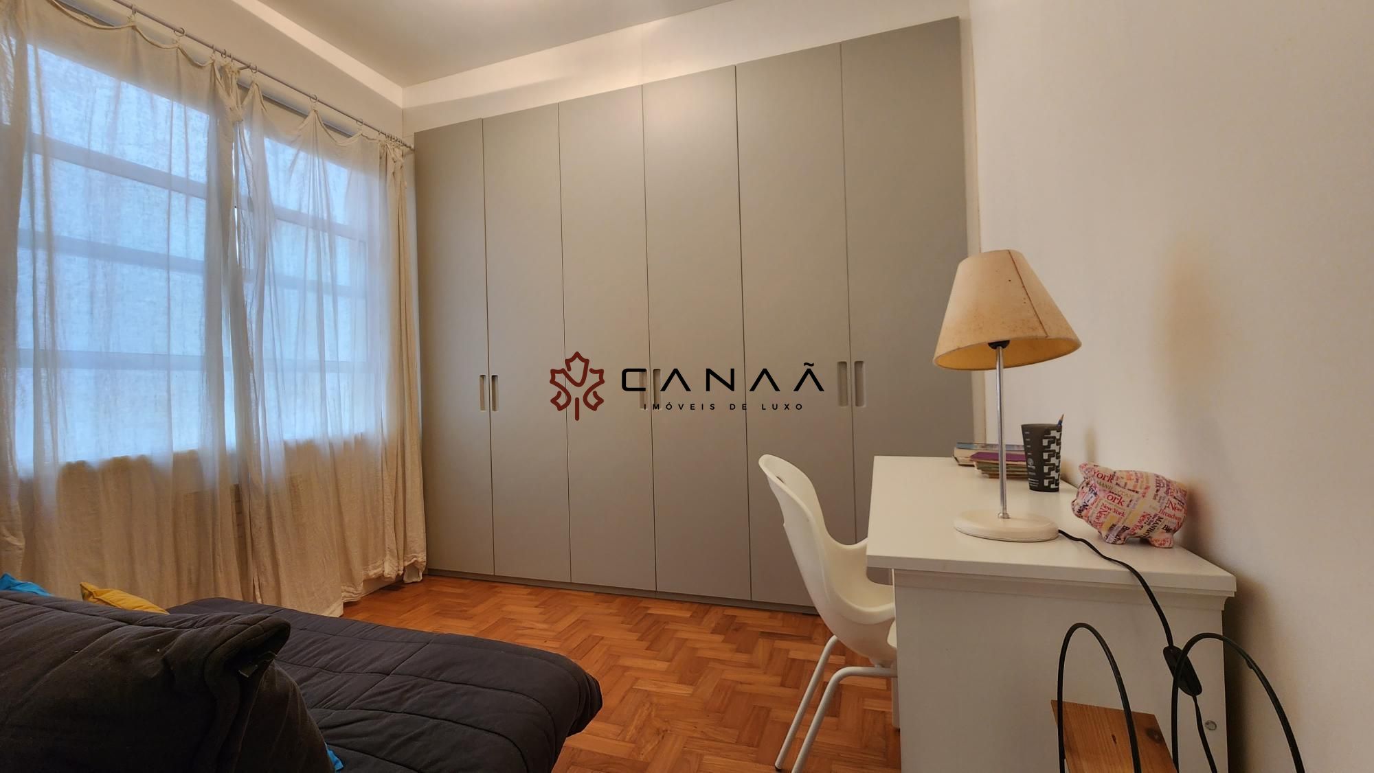 Apartamento à venda com 3 quartos, 200m² - Foto 26