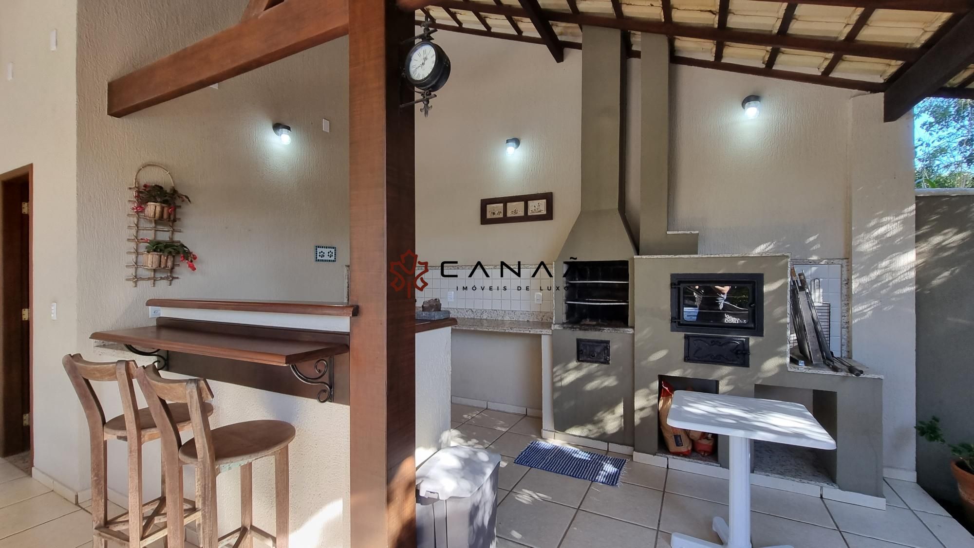 Casa de Condomínio à venda com 5 quartos, 250m² - Foto 18