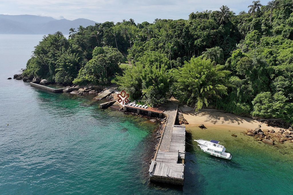 Terreno/Lote à venda  no Ponta do Sapê (Cunhambebe) - Angra dos Reis, RJ. Imóveis