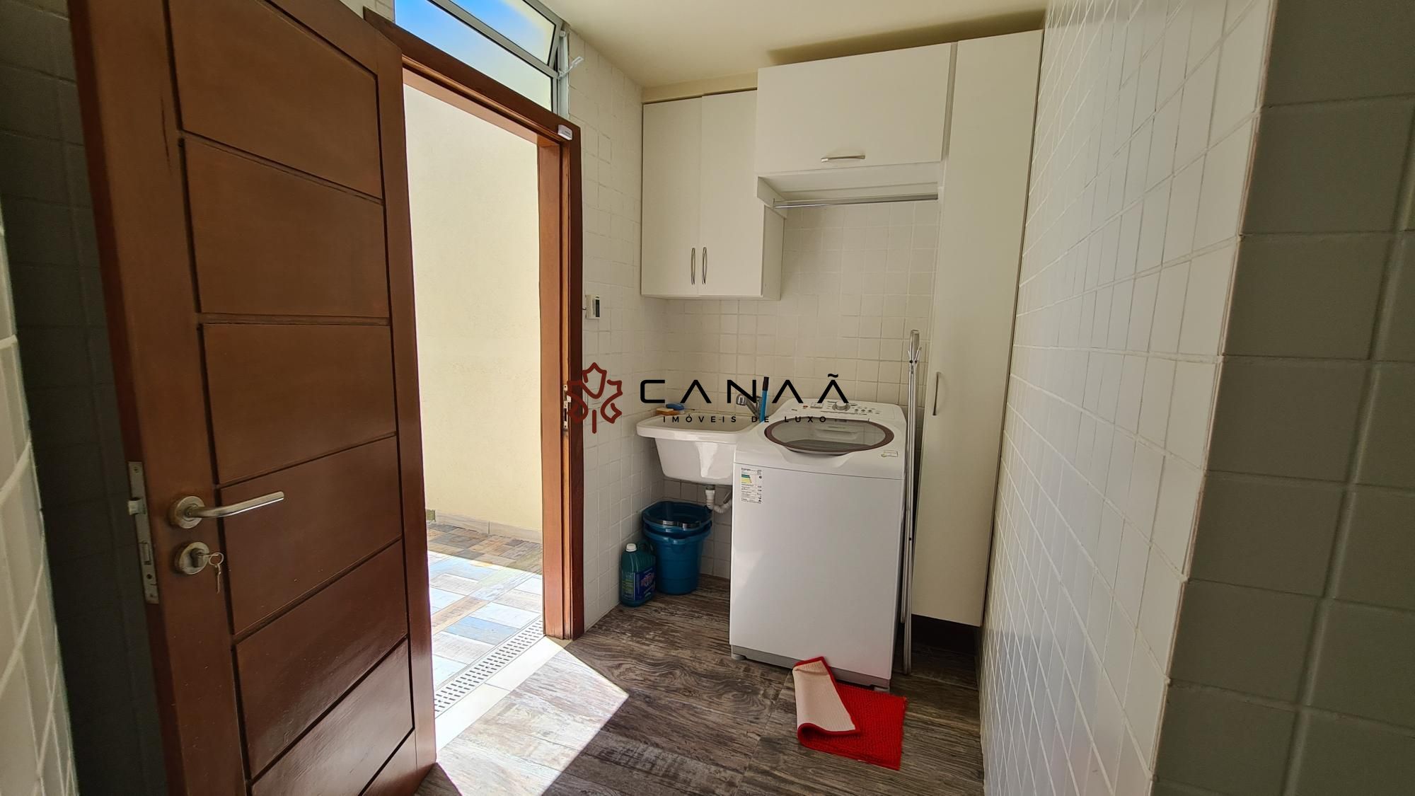 Casa à venda com 4 quartos, 600m² - Foto 41