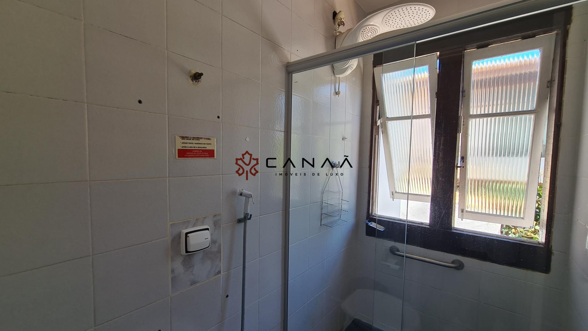 Casa à venda com 7 quartos, 250m² - Foto 16