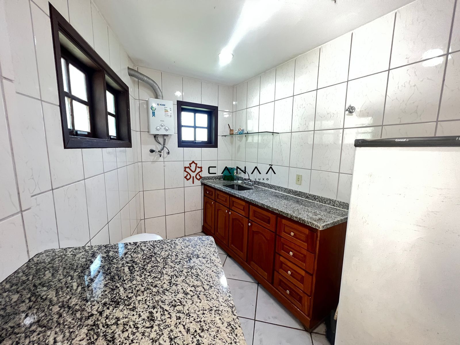 Casa de Condomínio à venda com 3 quartos, 300m² - Foto 10