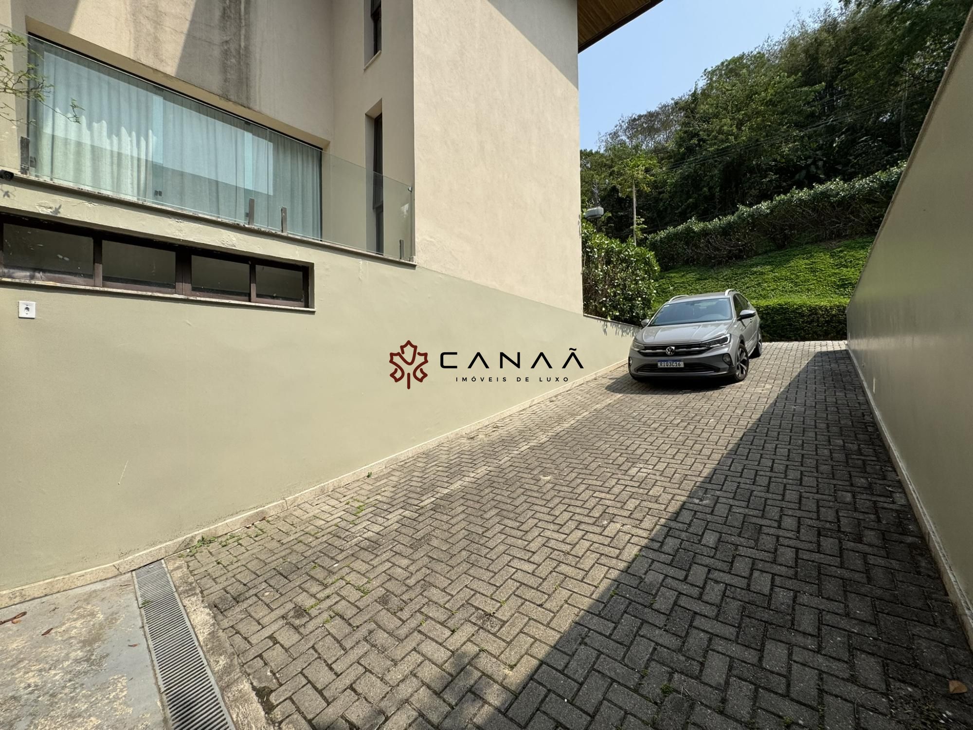 Casa de Condomínio à venda e temporada com 6 quartos, 499m² - Foto 44