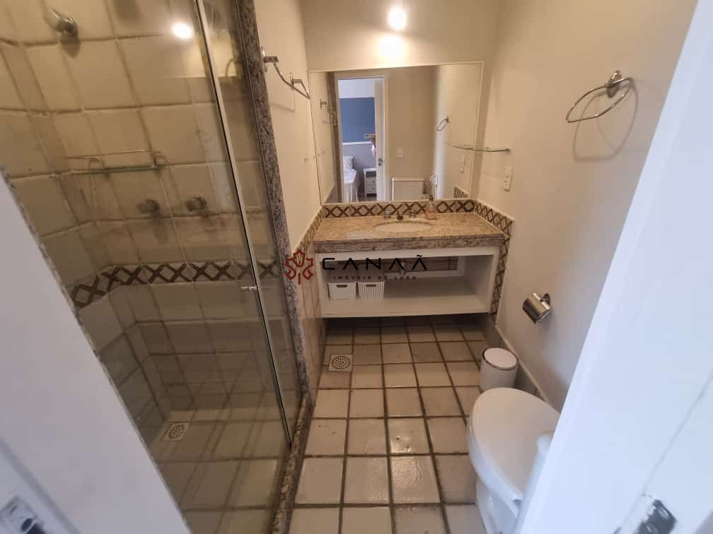 Casa de Condomínio à venda com 4 quartos, 250m² - Foto 26