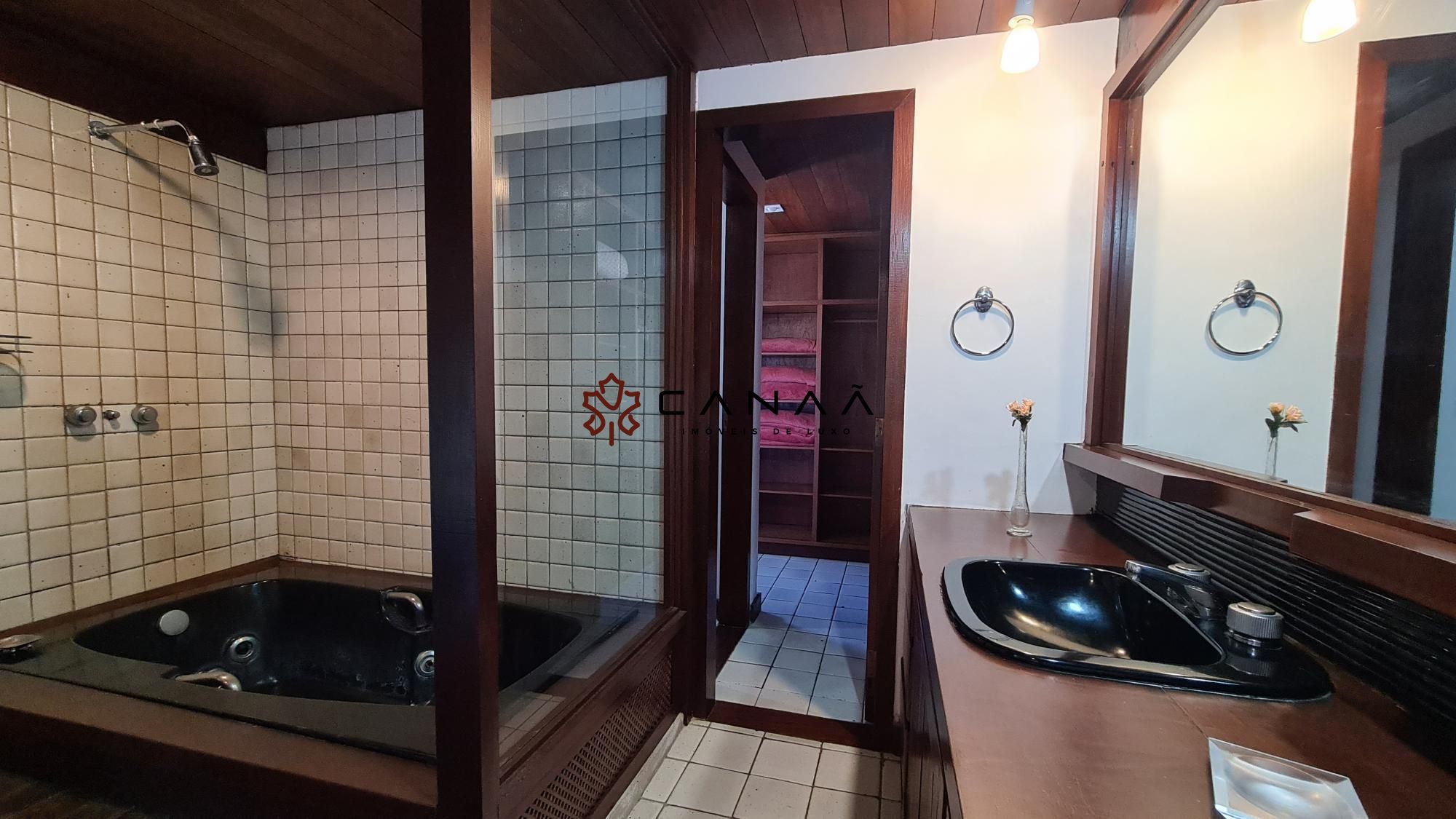 Casa de Condomínio à venda com 7 quartos, 600m² - Foto 35