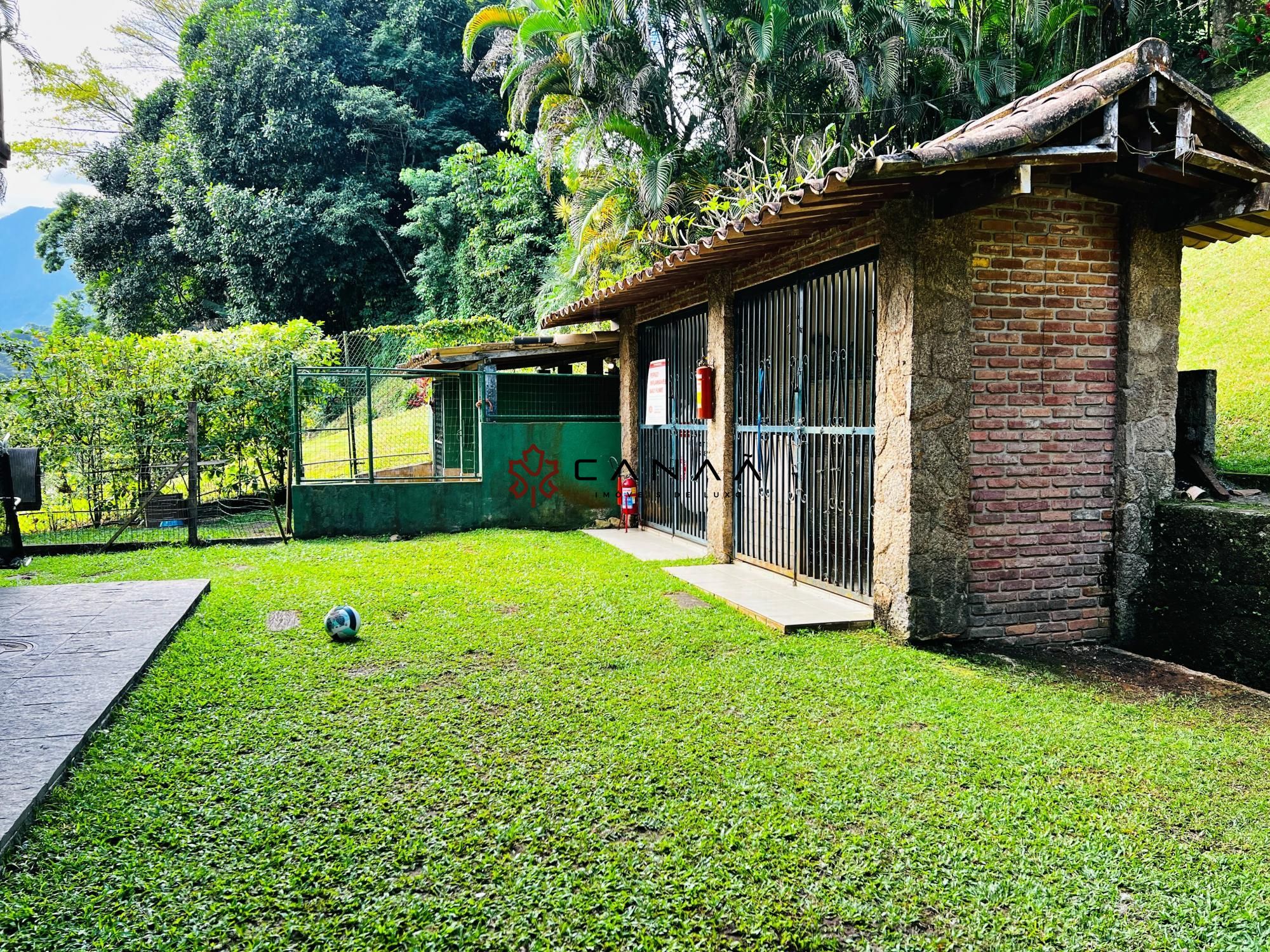 Casa de Condomínio à venda e temporada com 5 quartos, 1000m² - Foto 63