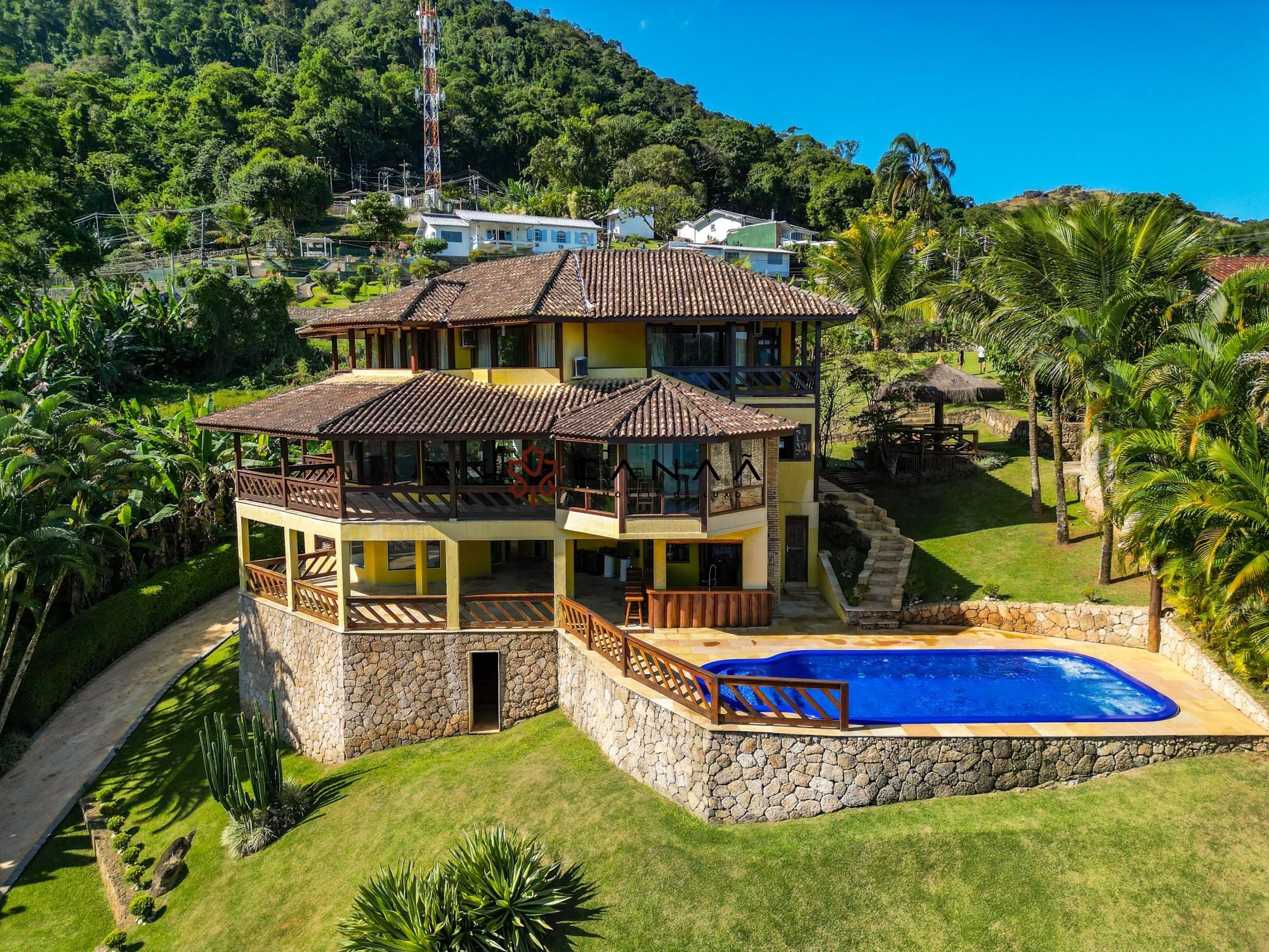 Casa de Condomínio à venda com 12 quartos, 550m² - Foto 25