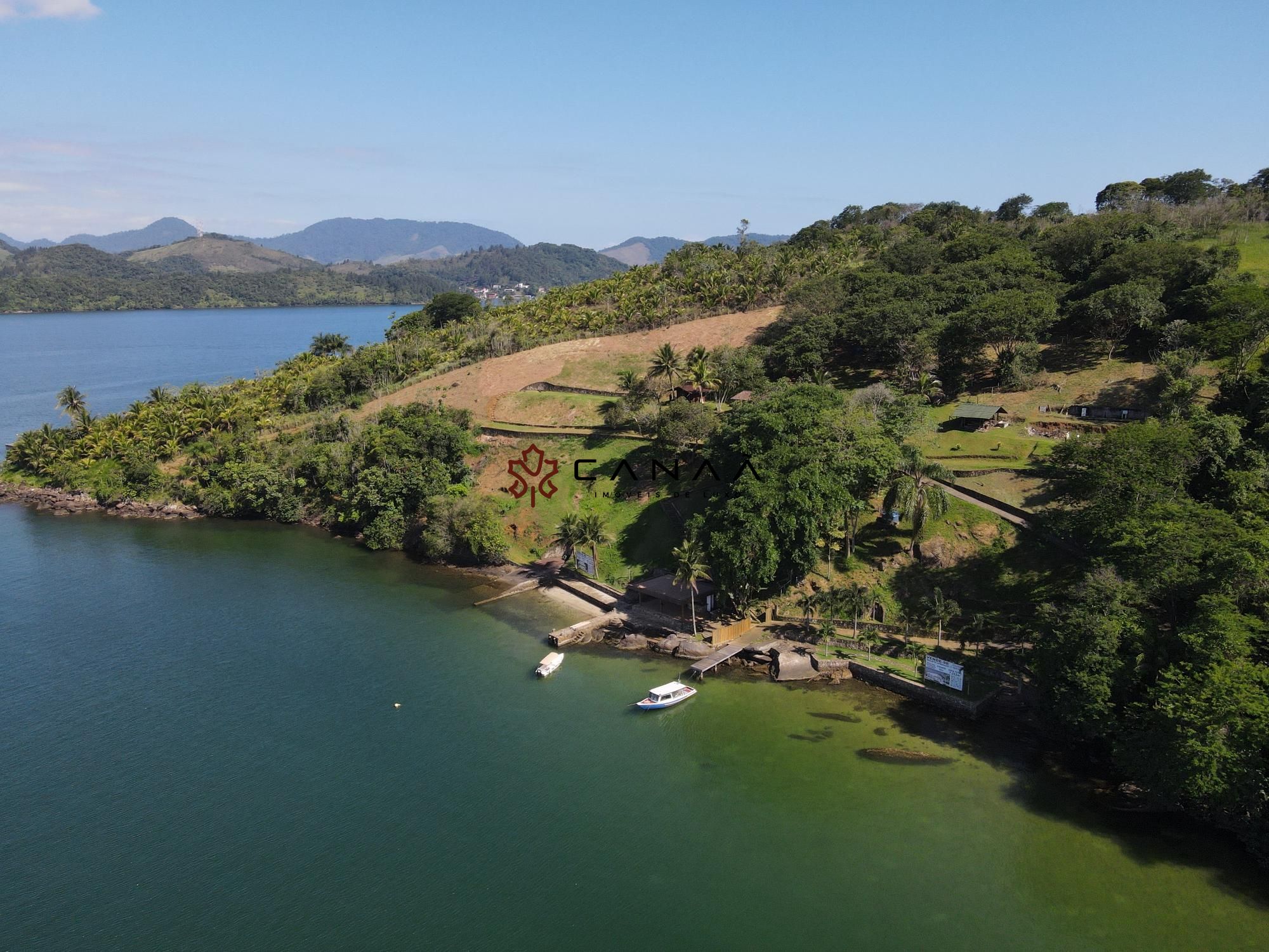 Terreno à venda com 2 quartos, 20000m² - Foto 1