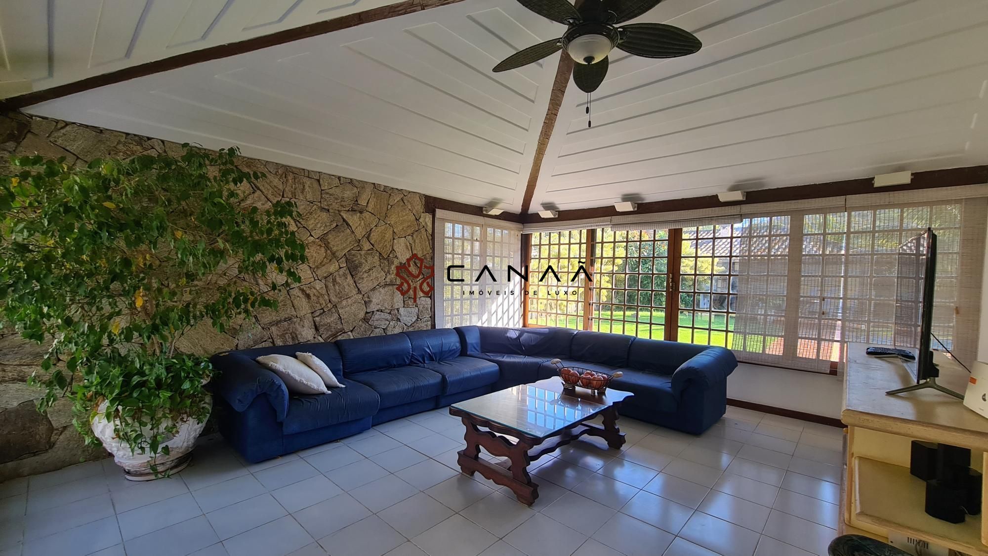 Casa de Condomínio à venda com 4 quartos, 350m² - Foto 10