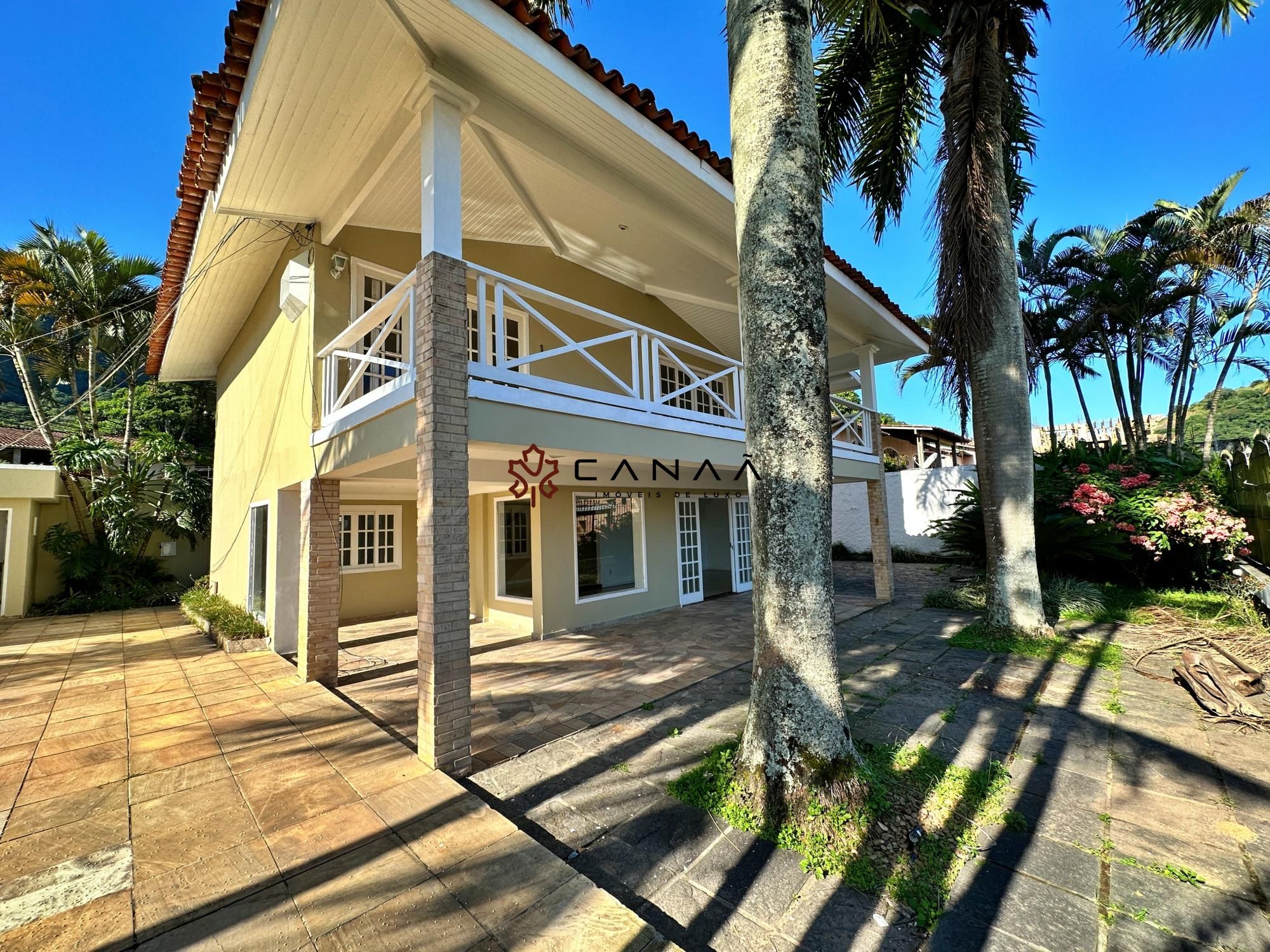 Casa à venda com 4 quartos, 300m² - Foto 4