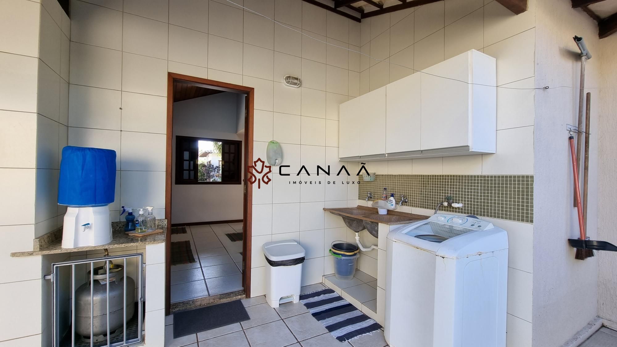 Casa de Condomínio à venda com 5 quartos, 250m² - Foto 40