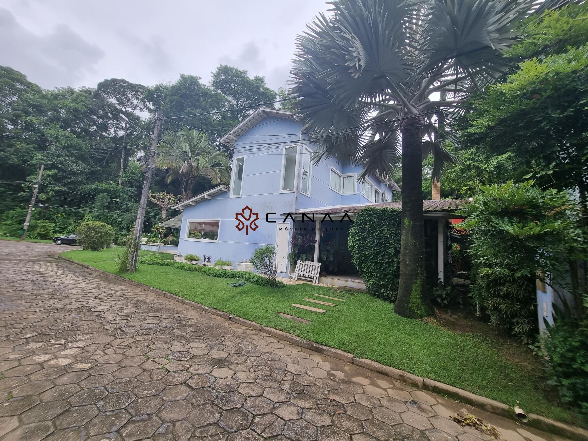 Casa de Condomínio à venda com 5 quartos, 250m² - Foto 22