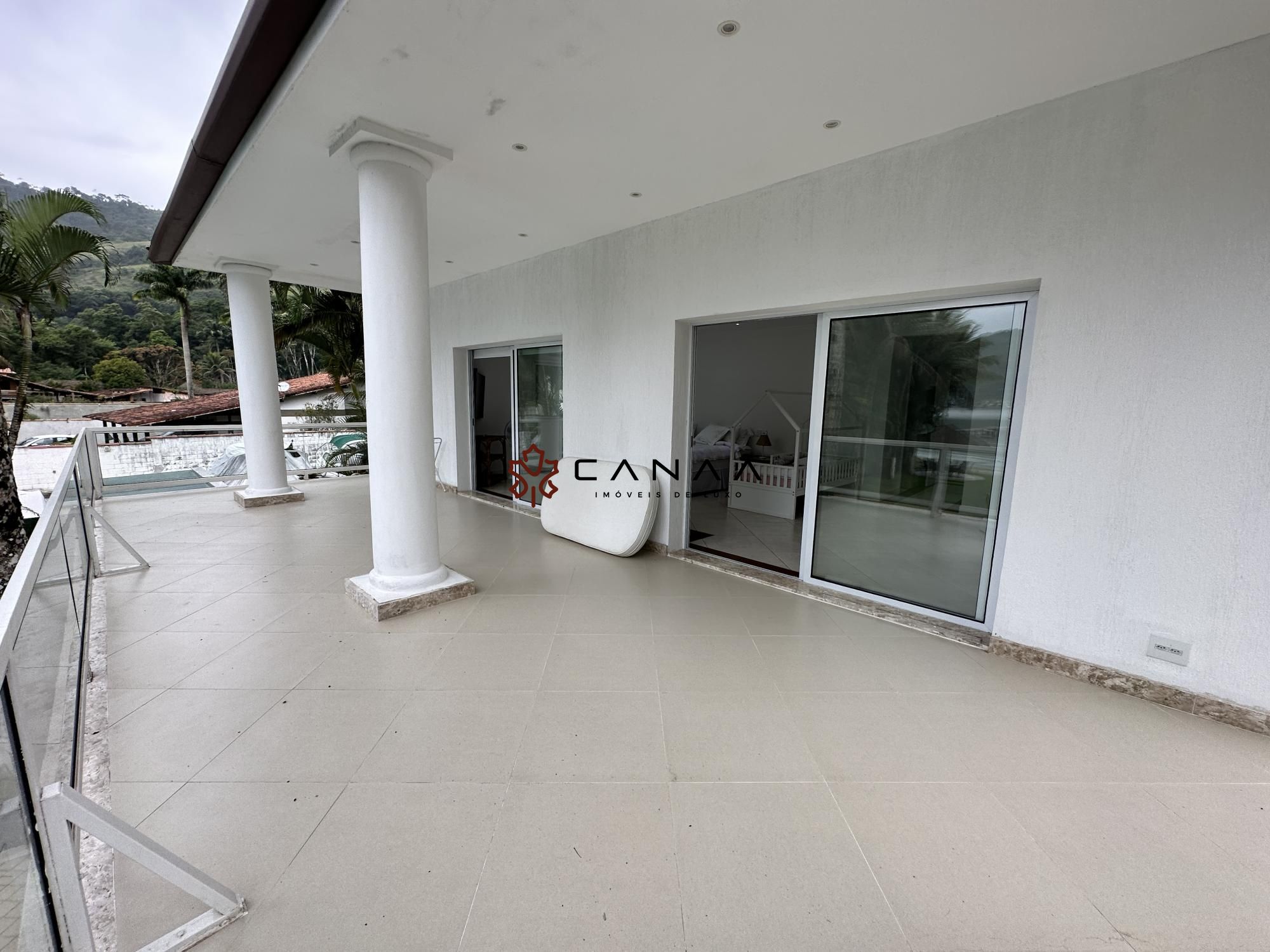 Casa à venda com 5 quartos, 600m² - Foto 17