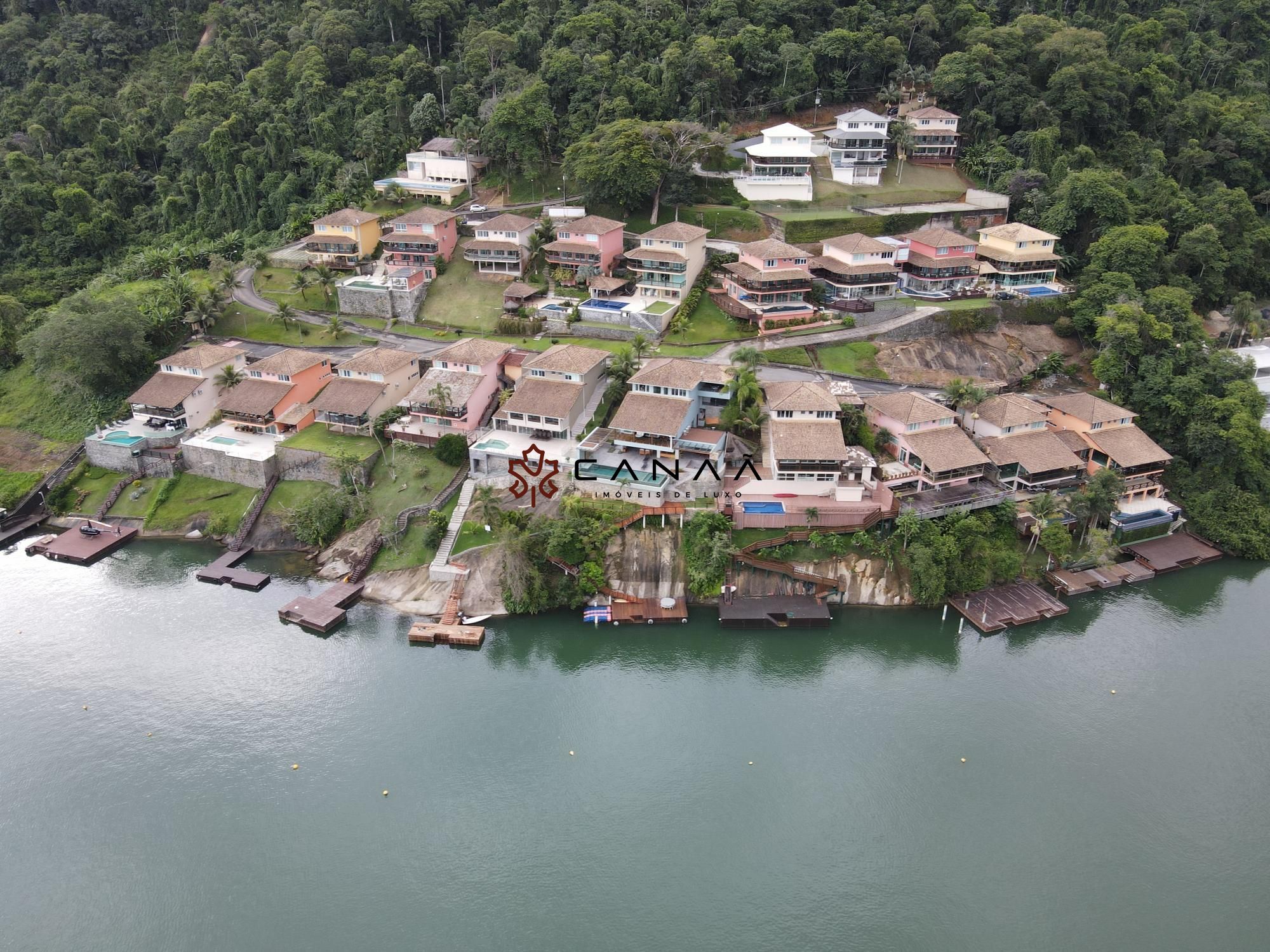 Casa de Condomínio à venda e aluguel com 4 quartos, 250m² - Foto 43