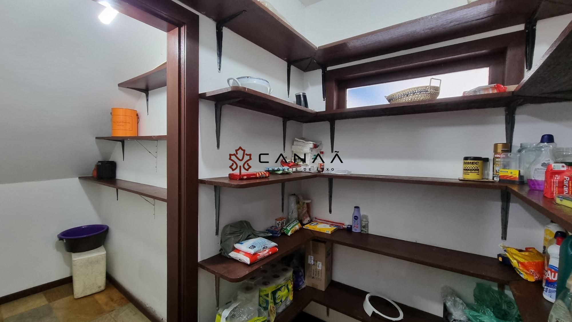 Casa de Condomínio à venda com 4 quartos, 300m² - Foto 25