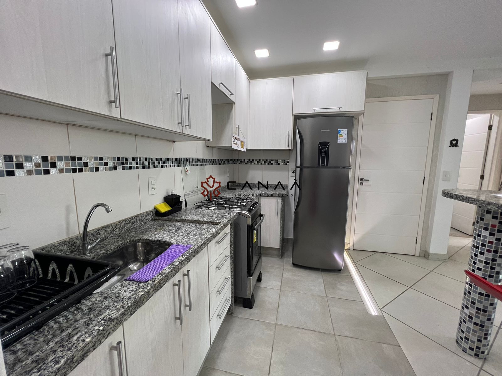 Apartamento à venda com 2 quartos, 130m² - Foto 5