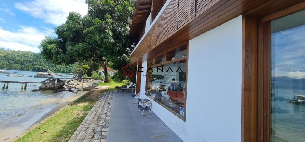 Casa à venda com 6 quartos, 340m² - Foto 58