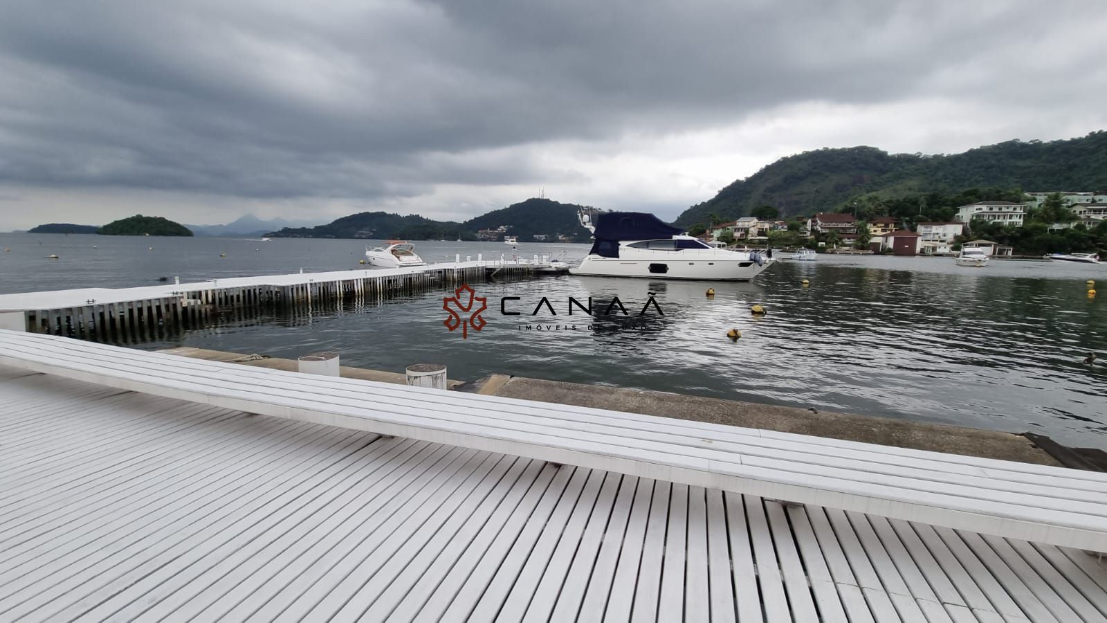 Casa em condomínio à venda  no Praia da Ribeira (Cunhambebe) - Angra dos Reis, RJ. Imóveis