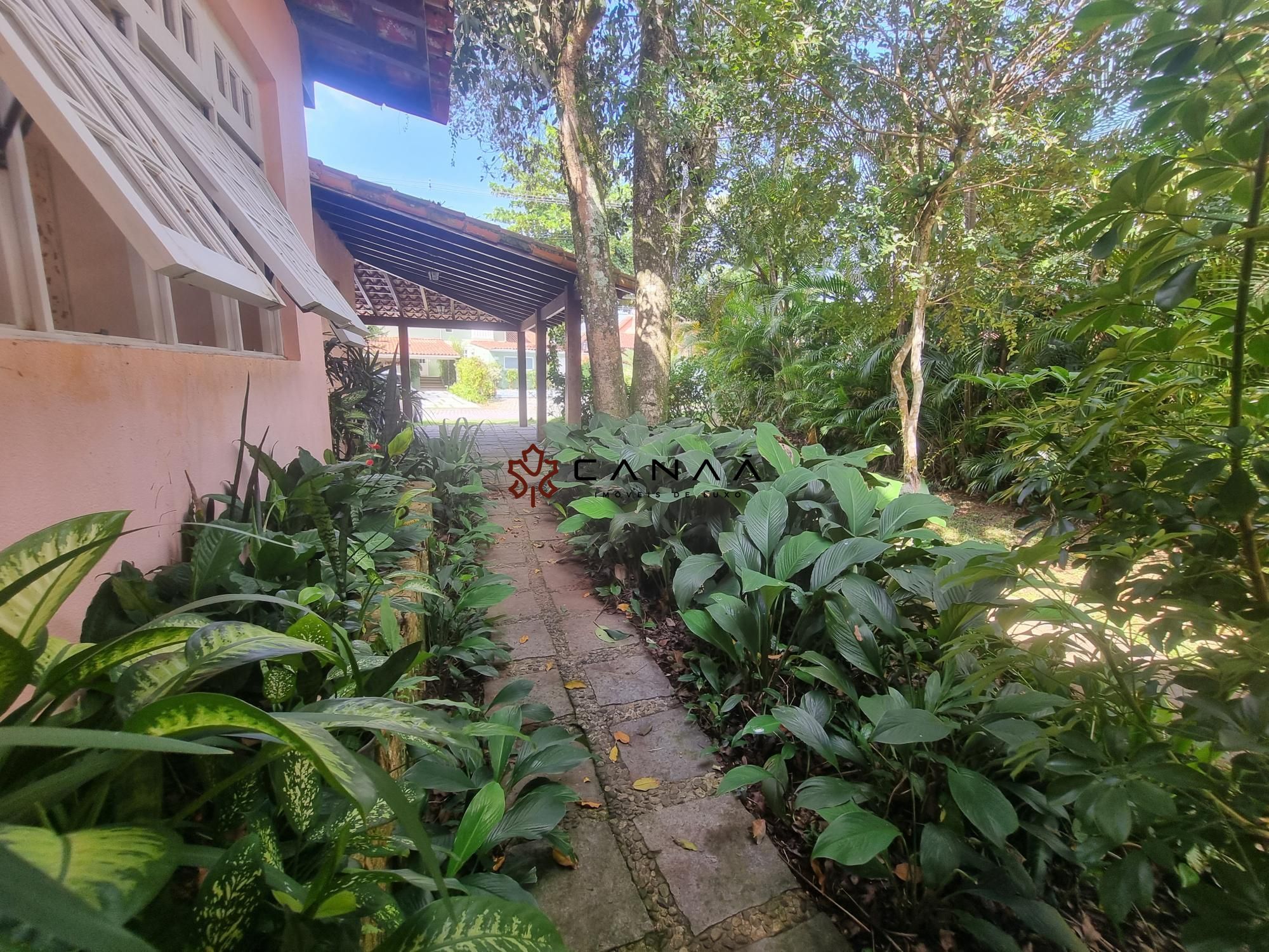 Casa de Condomínio à venda com 5 quartos, 350m² - Foto 16