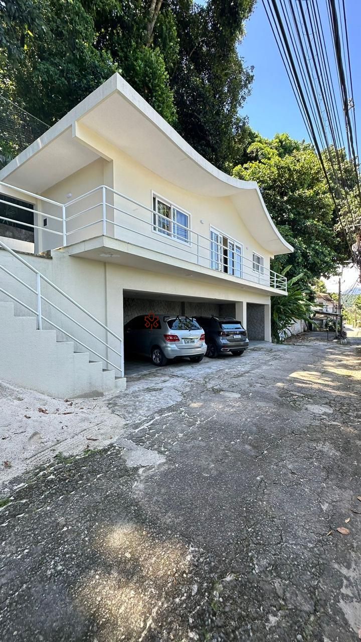 Casa à venda com 8 quartos, 500m² - Foto 15