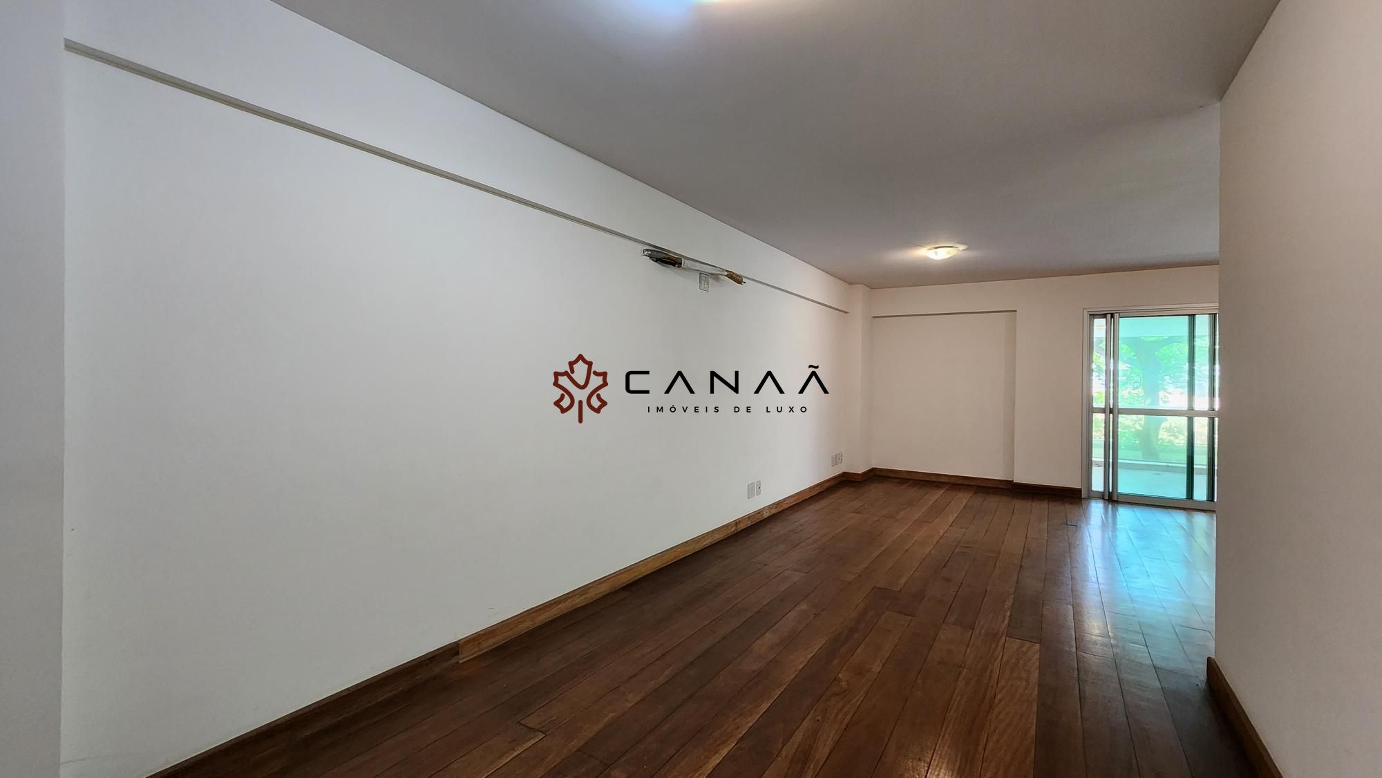 Apartamento à venda com 3 quartos, 242m² - Foto 28