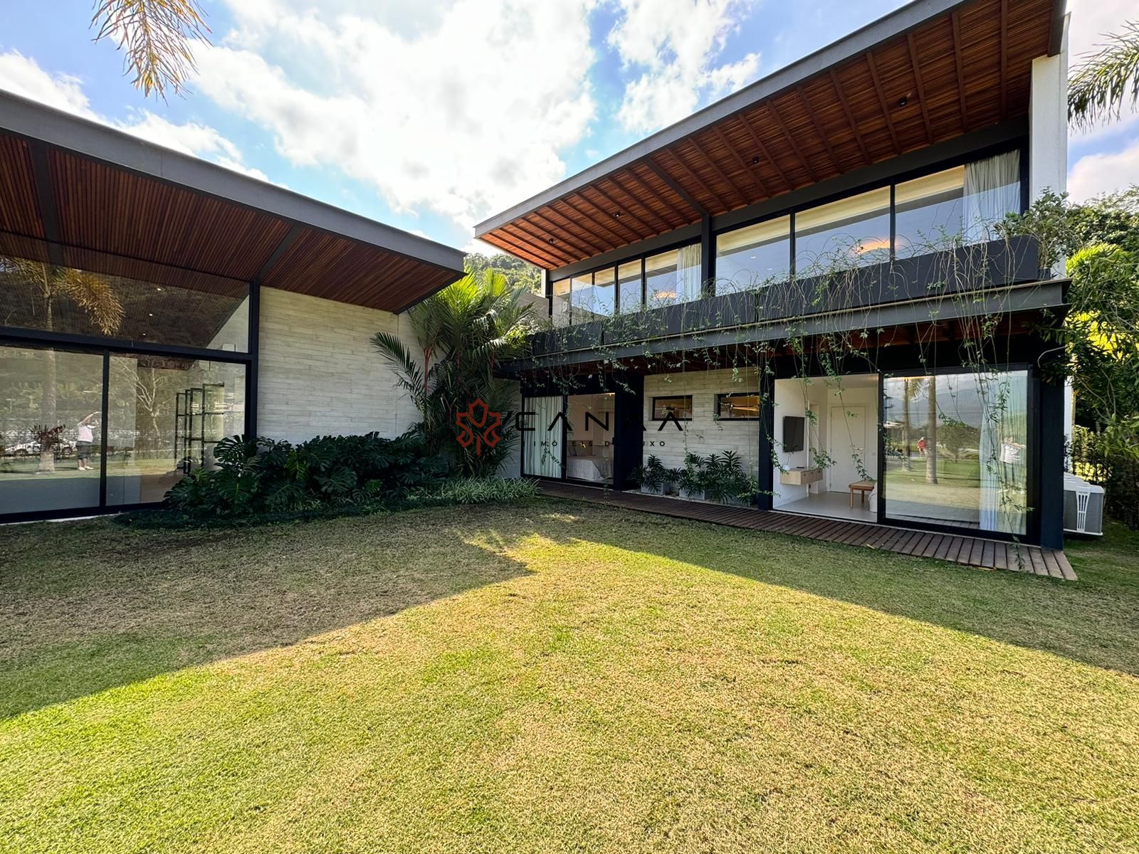 Casa de Condomínio à venda com 6 quartos, 1286m² - Foto 3