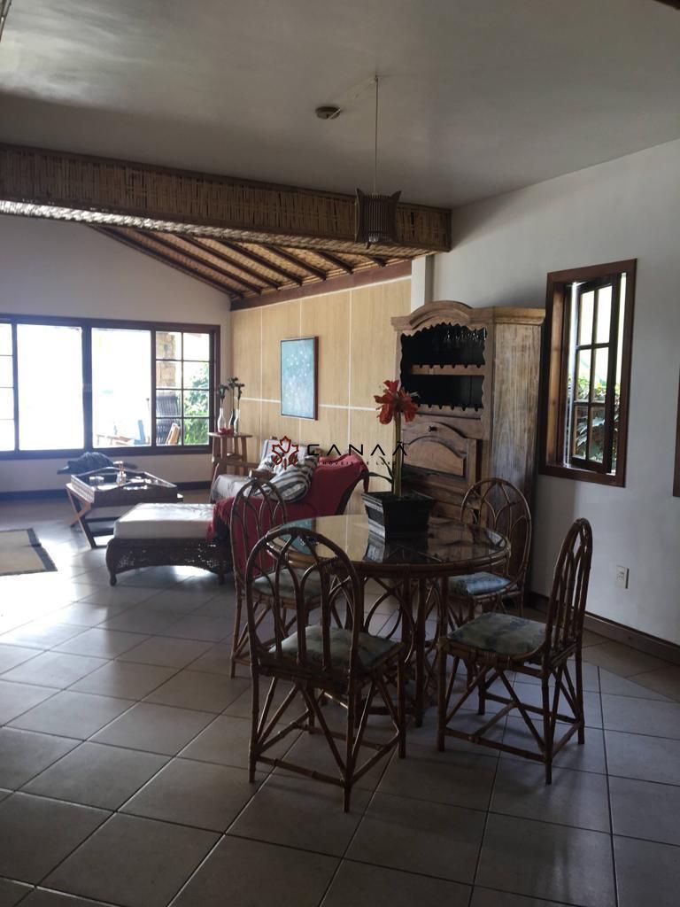 Casa à venda com 4 quartos, 350m² - Foto 25