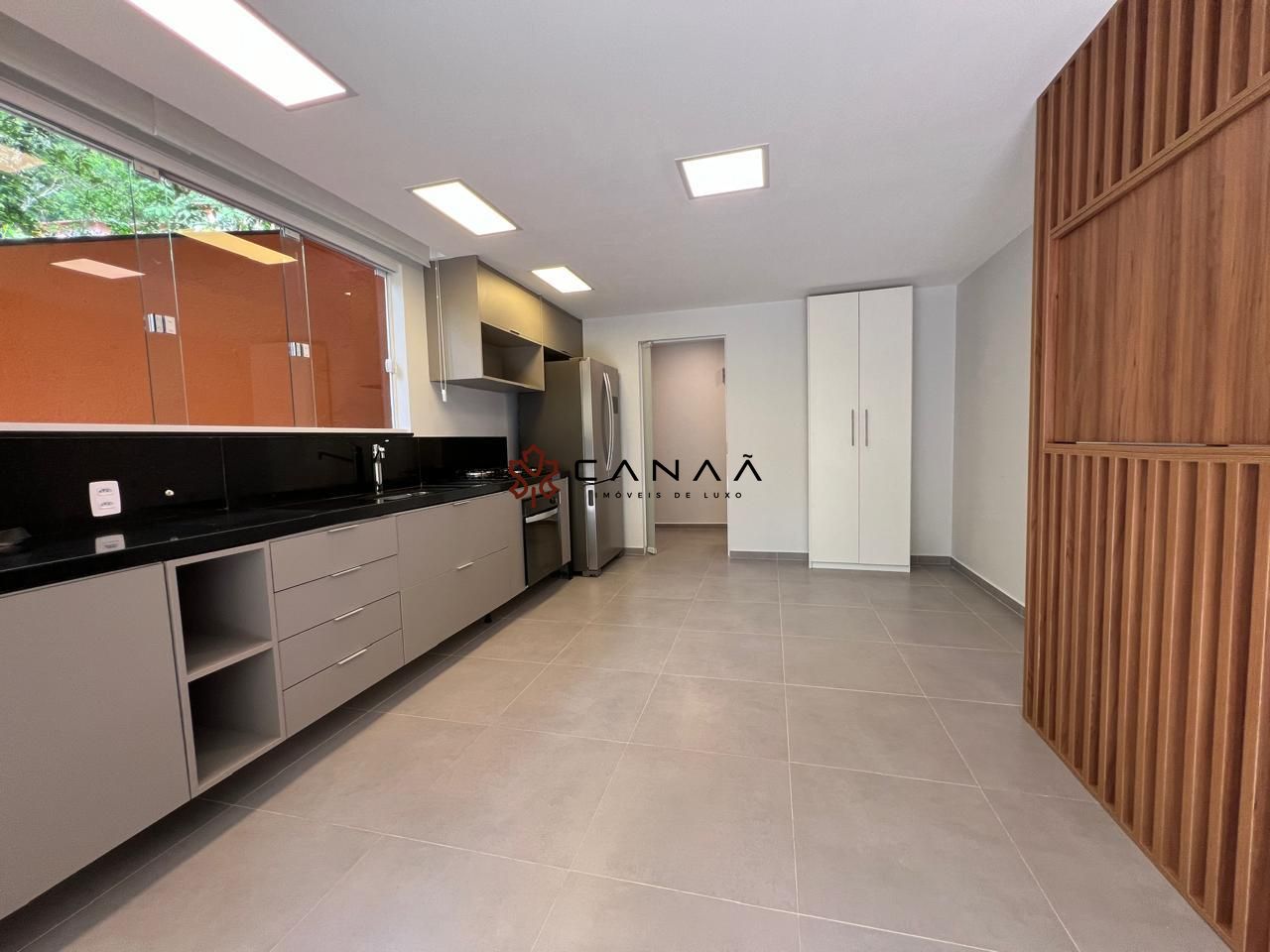 Apartamento à venda com 4 quartos, 160m² - Foto 10