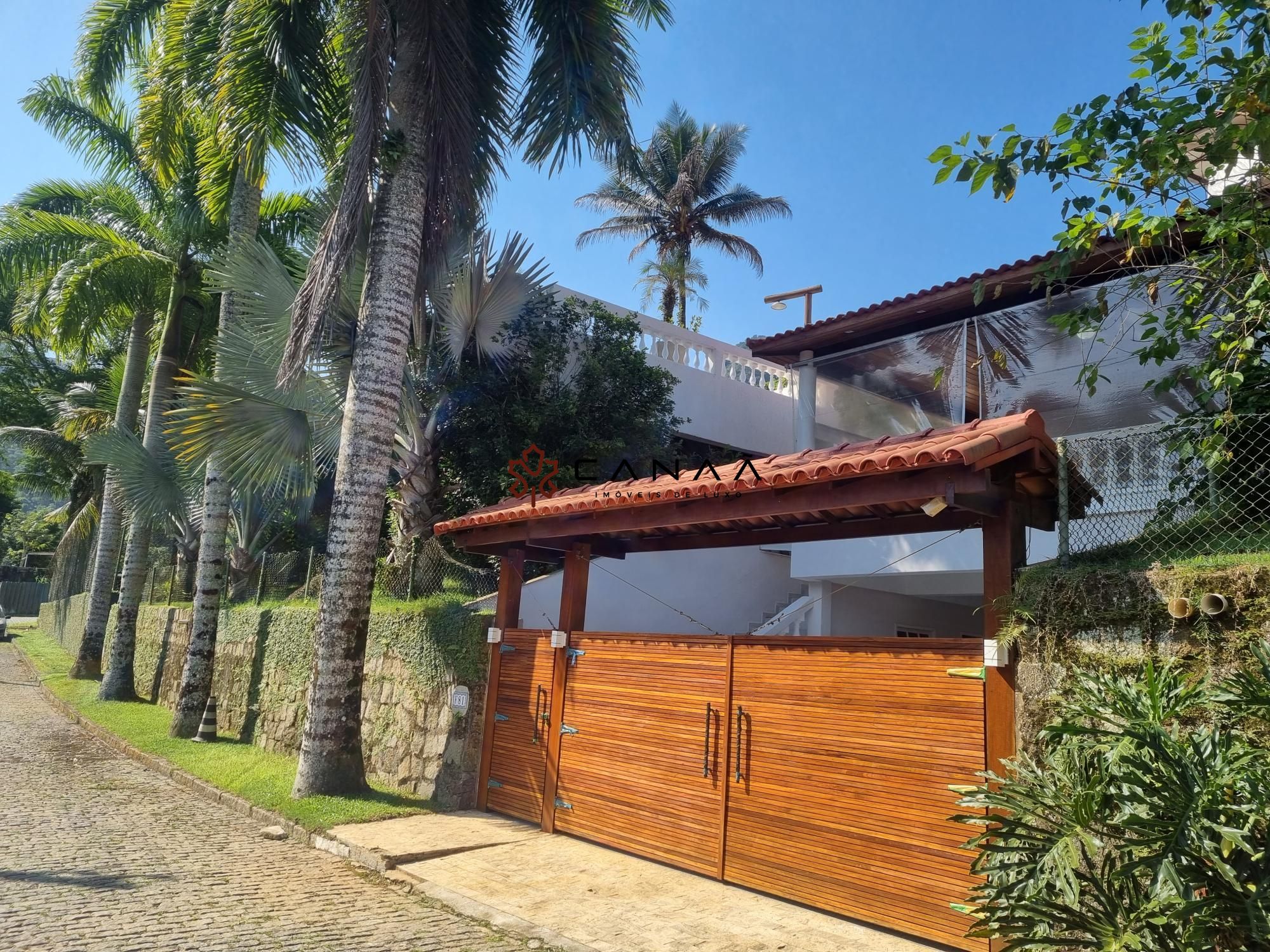 Casa de Condomínio à venda com 5 quartos, 450m² - Foto 44