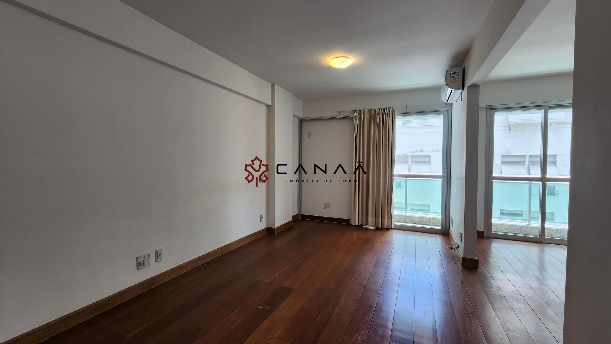 Apartamento à venda com 3 quartos, 242m² - Foto 20