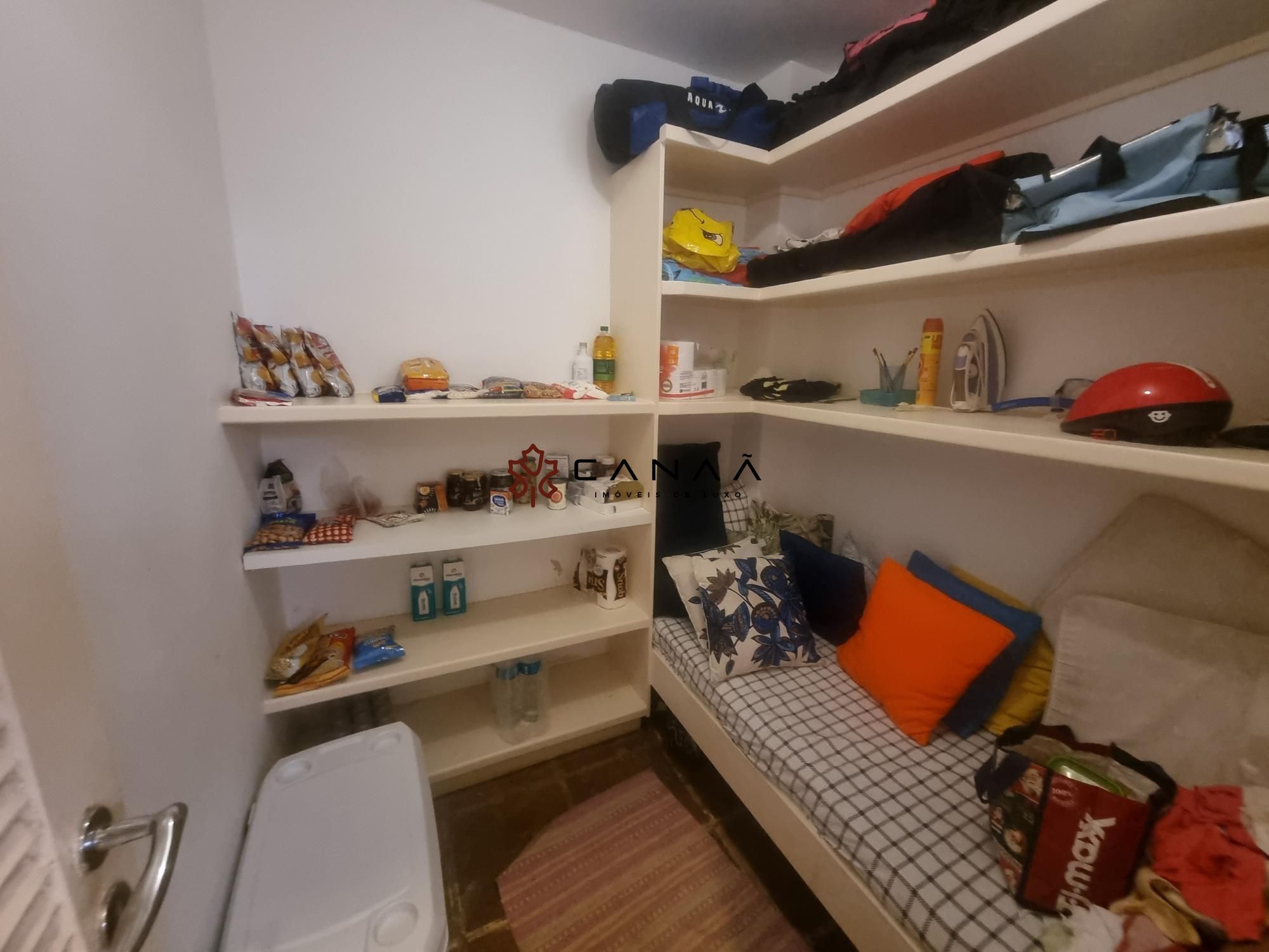 Casa de Condomínio à venda com 4 quartos, 280m² - Foto 9