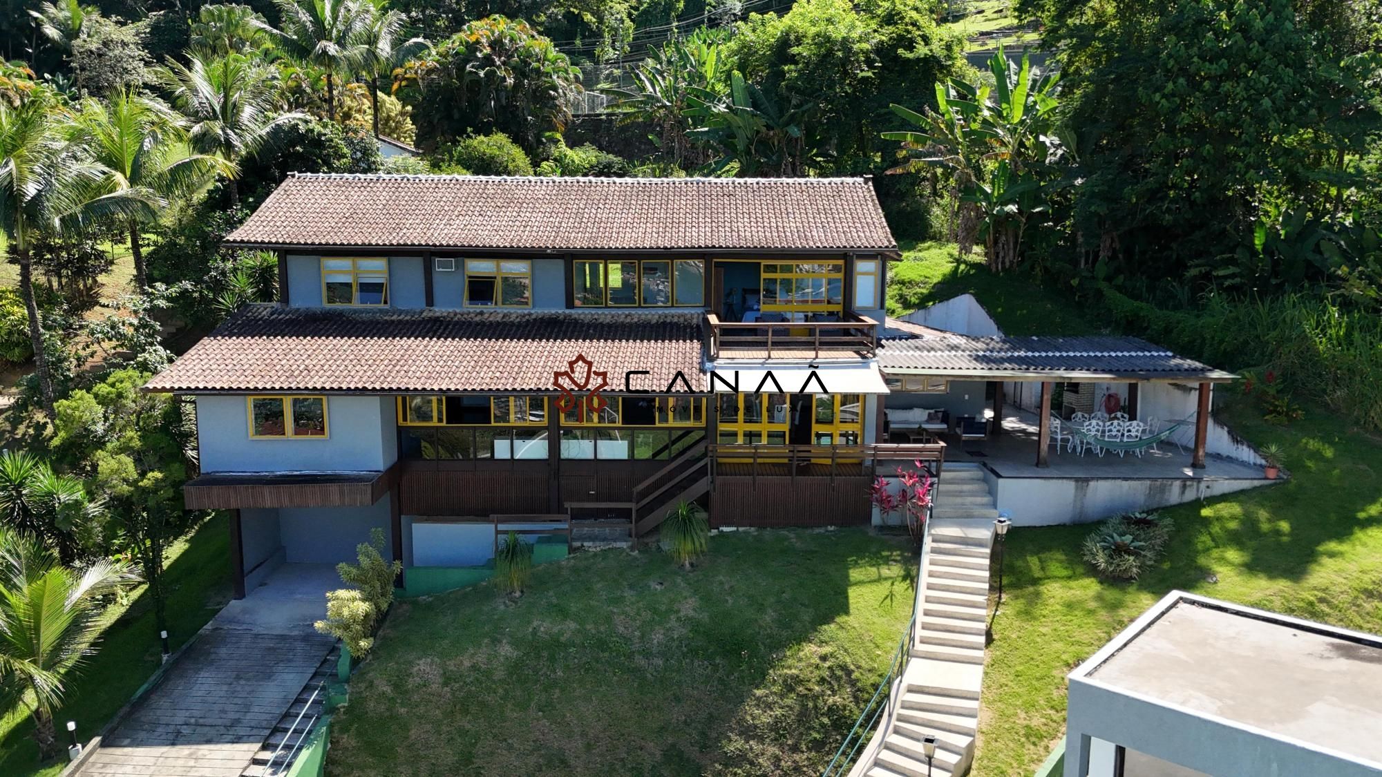 Casa de Condomínio à venda com 6 quartos, 449m² - Foto 4