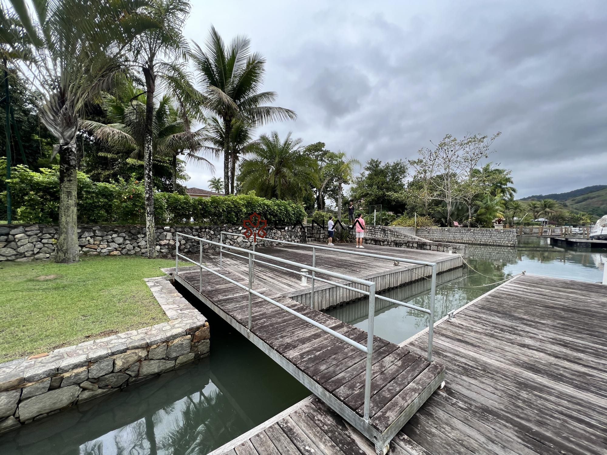 Casa de Condomínio à venda com 6 quartos, 1000m² - Foto 8