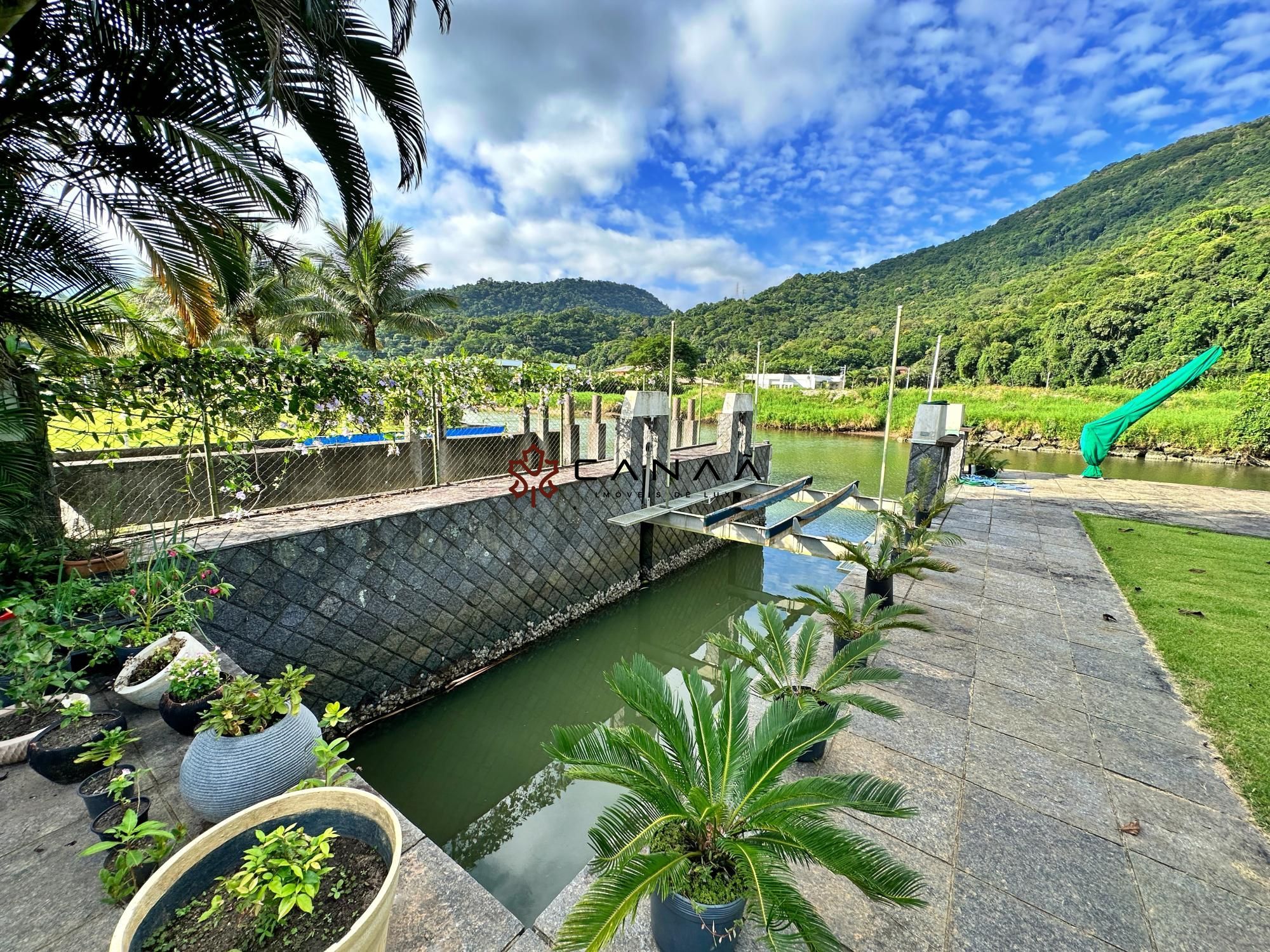 Casa de Condomínio à venda com 6 quartos, 700m² - Foto 25