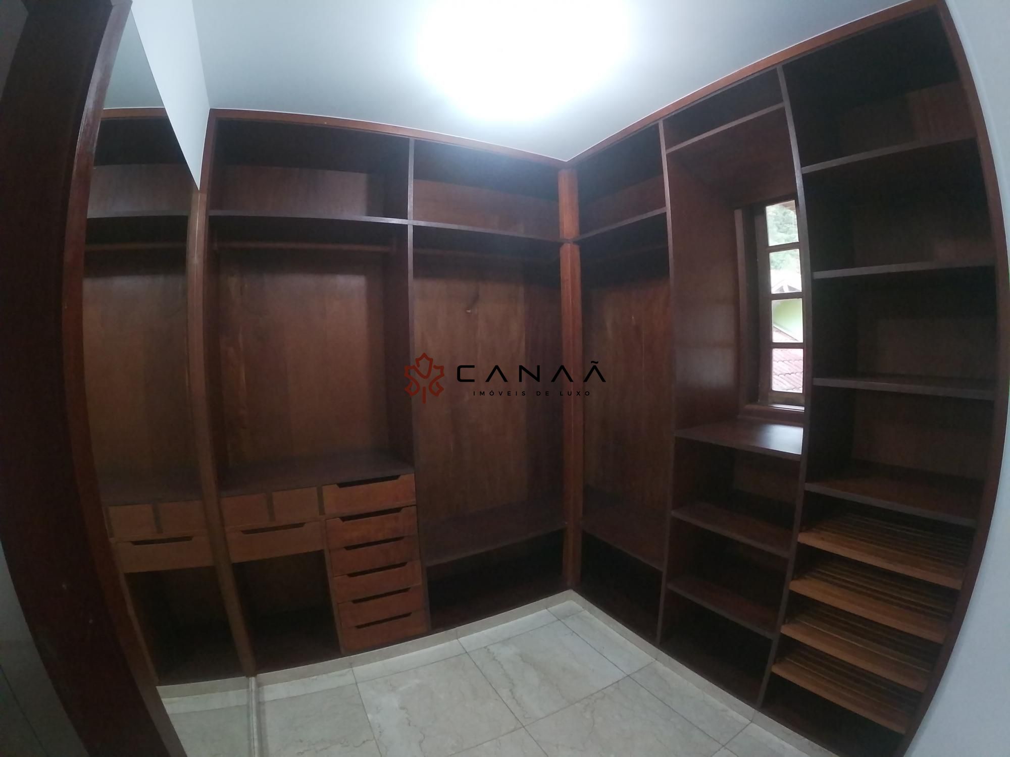 Casa de Condomínio à venda com 7 quartos, 450m² - Foto 24