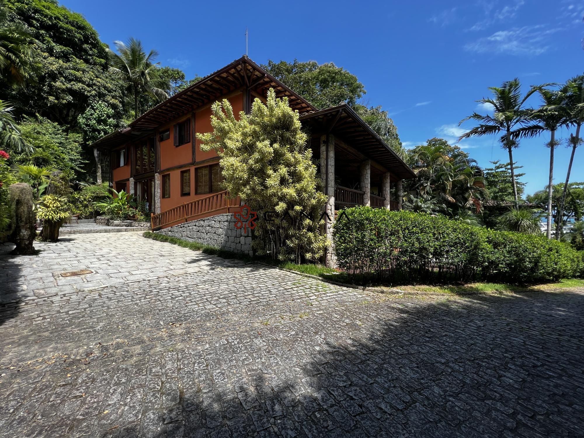 Casa de Condomínio à venda com 4 quartos, 400m² - Foto 10