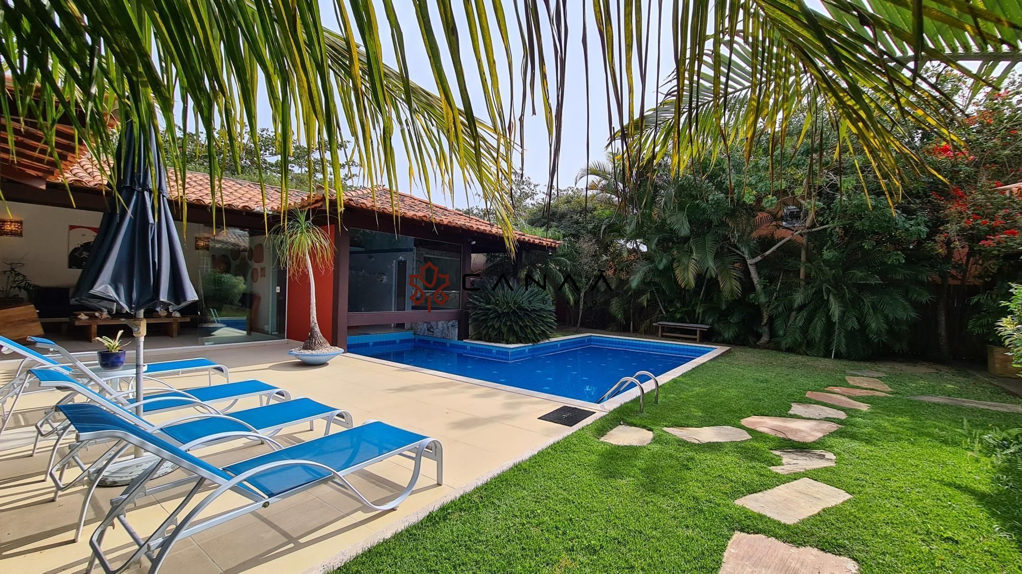 Casa de Condomínio à venda com 4 quartos, 400m² - Foto 15