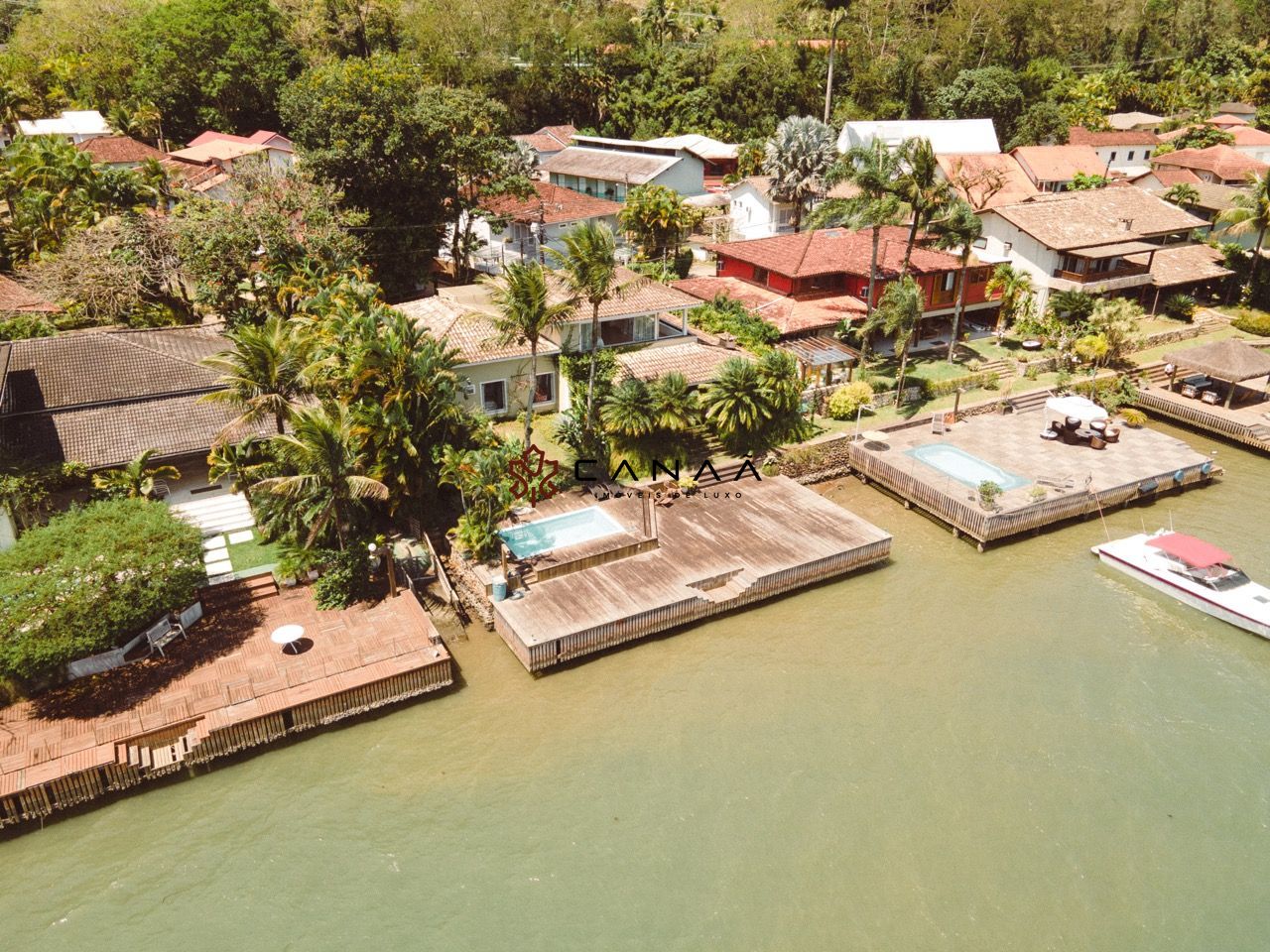 Casa de Condomínio à venda com 6 quartos, 350m² - Foto 27