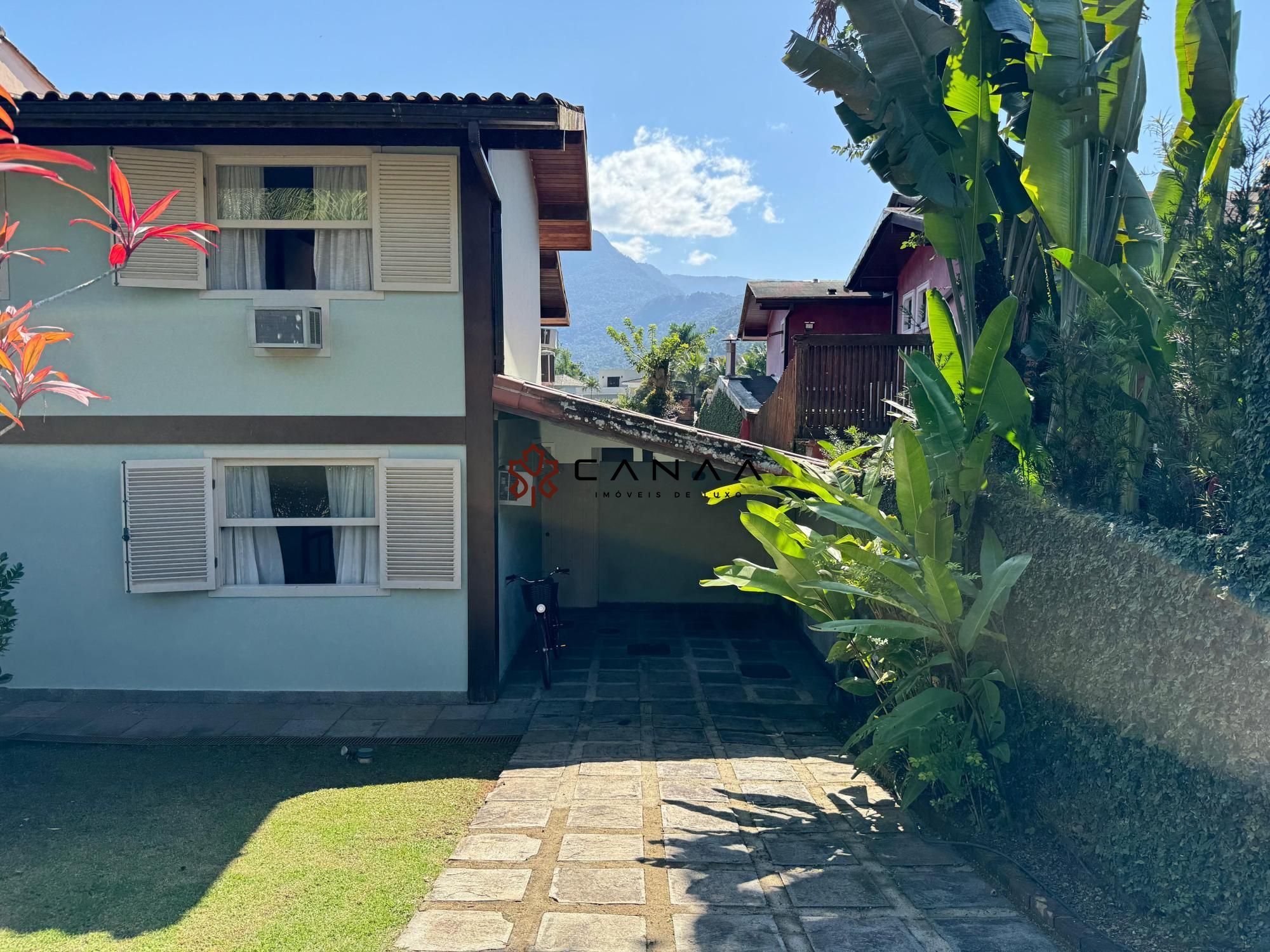 Casa de Condomínio à venda com 3 quartos, 400m² - Foto 11