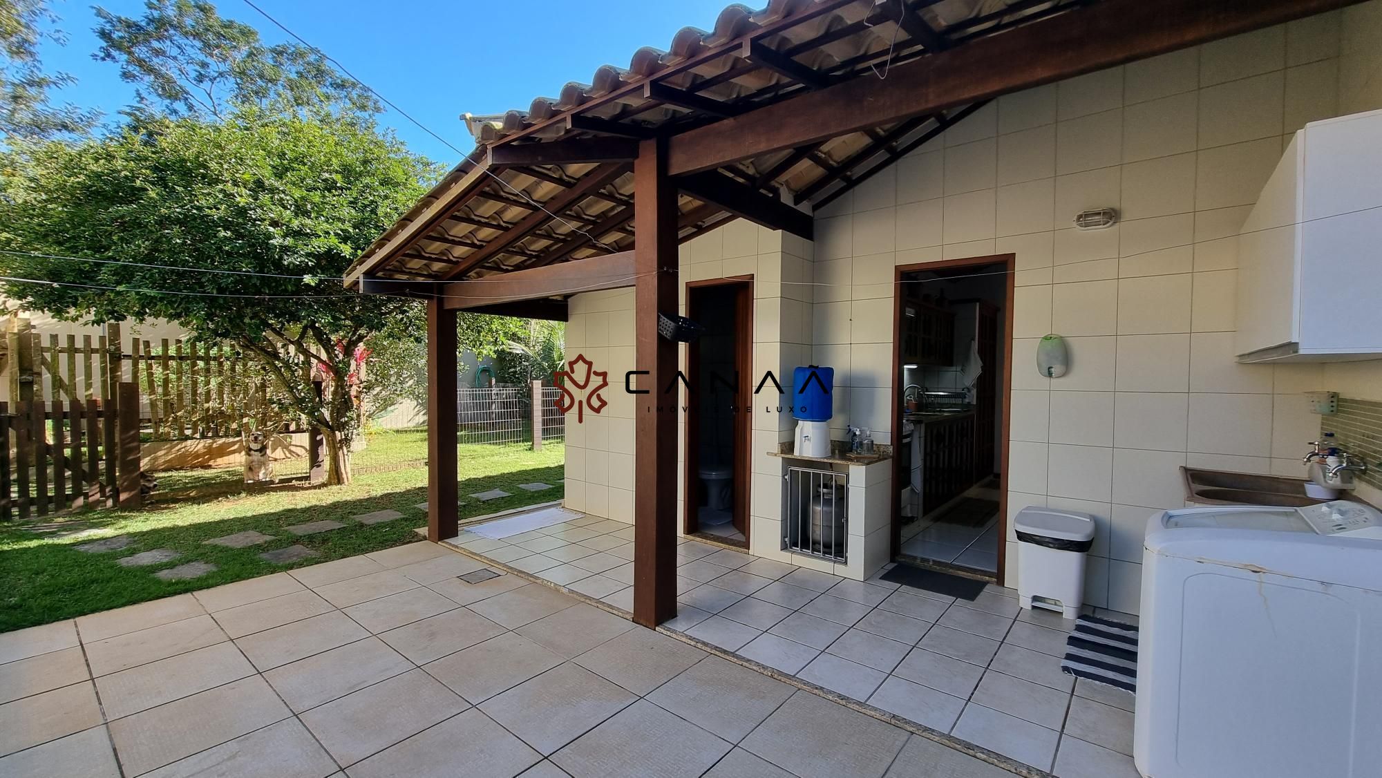 Casa de Condomínio à venda com 5 quartos, 250m² - Foto 39