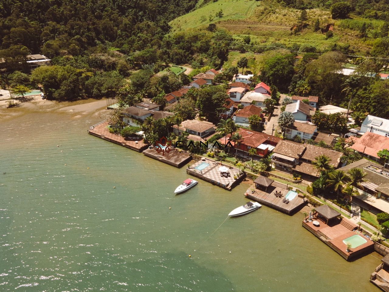 Casa de Condomínio à venda com 6 quartos, 350m² - Foto 28