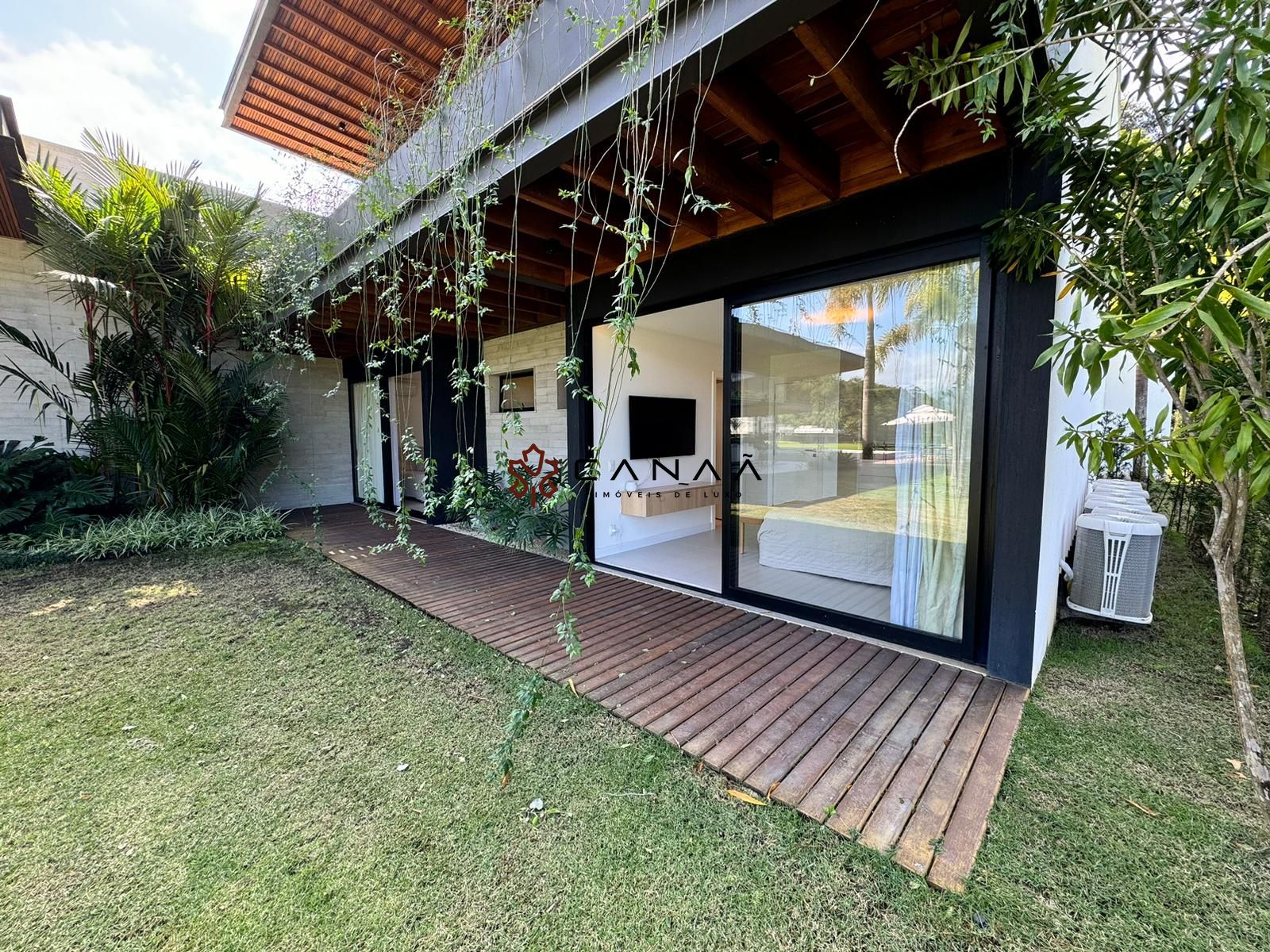 Casa de Condomínio à venda com 6 quartos, 1286m² - Foto 4