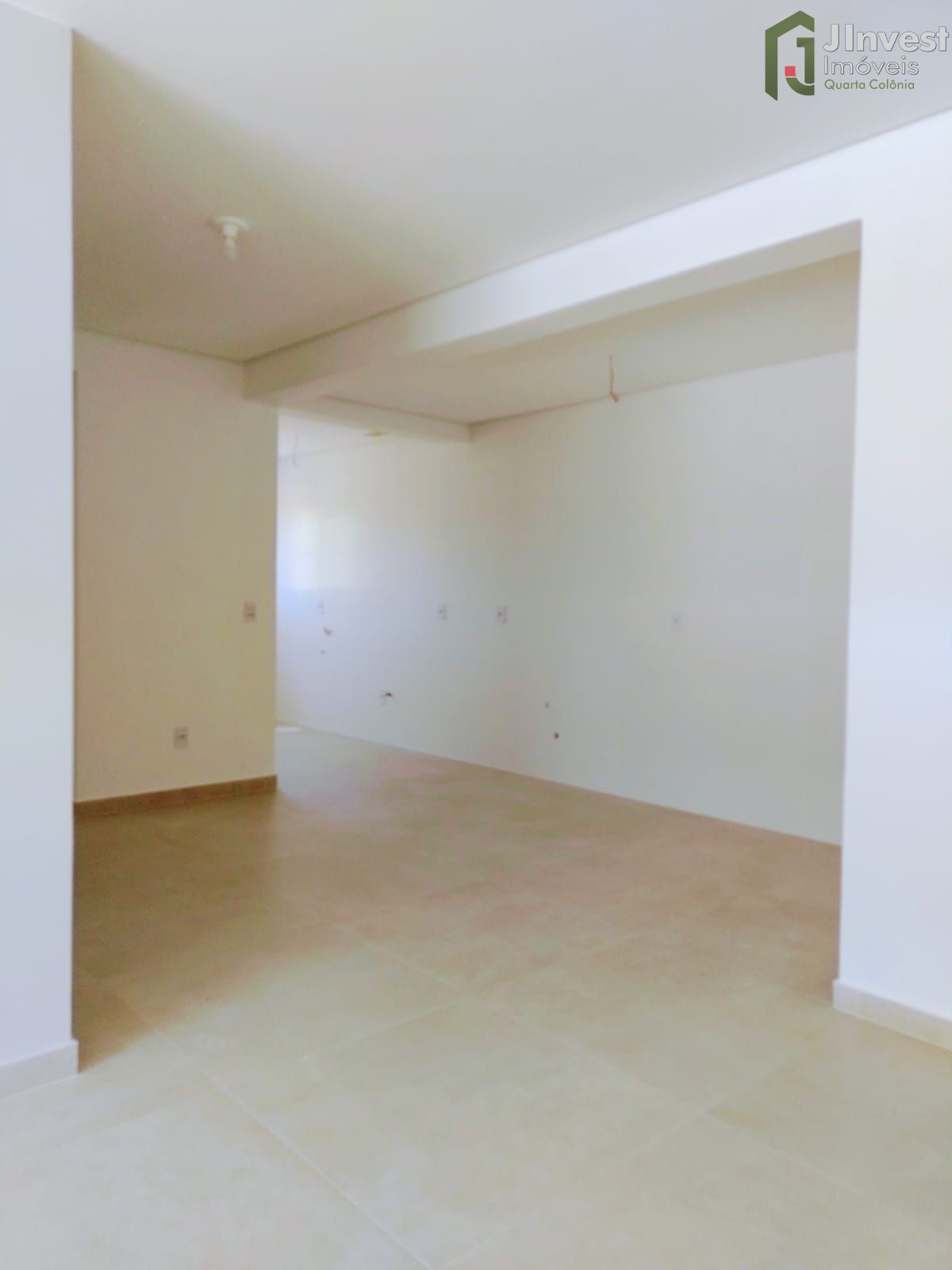 Apartamento à venda com 2 quartos, 68m² - Foto 4