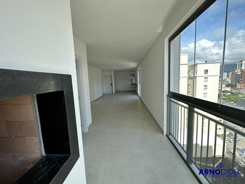 Apartamento à venda com 3 quartos, 110m² - Foto 15