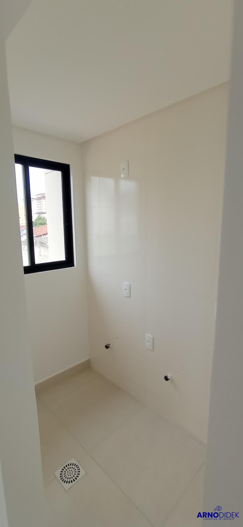 Apartamento à venda com 2 quartos, 70m² - Foto 17