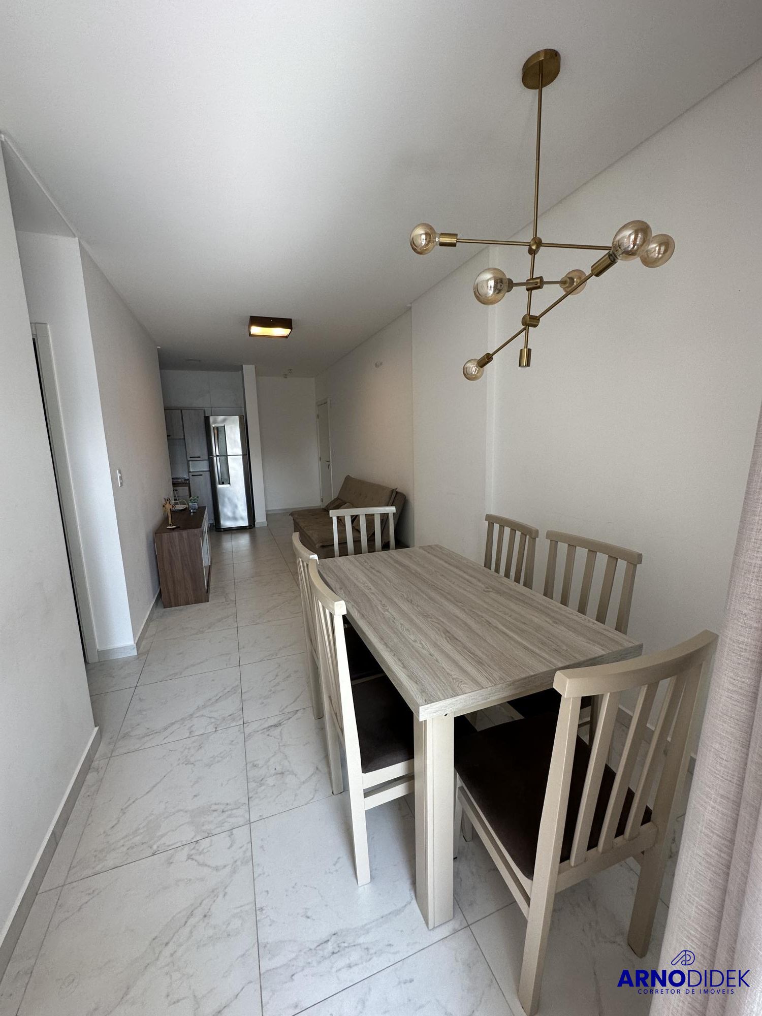 Apartamento à venda com 2 quartos, 69m² - Foto 4