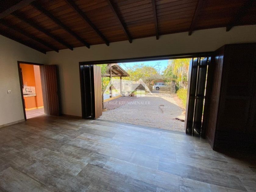 Casa à venda com 3 quartos, 270m² - Foto 11